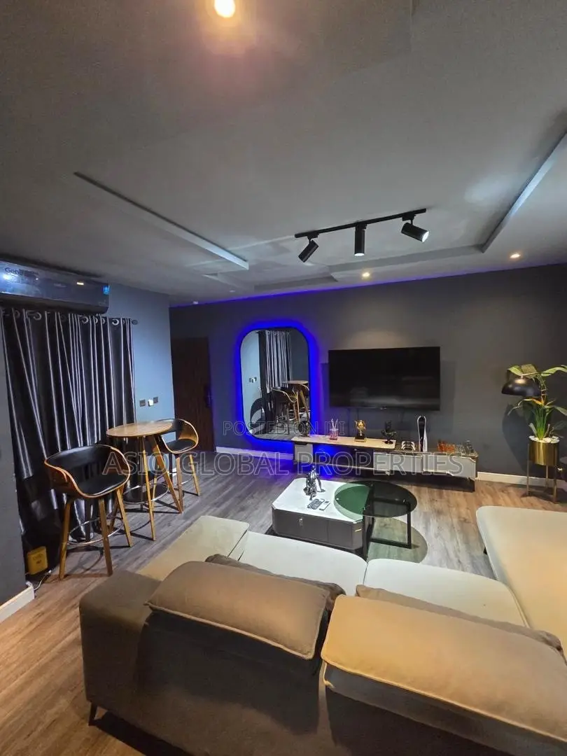 2 Bedroom Apartment With Ps5 | Lekki Phase 1