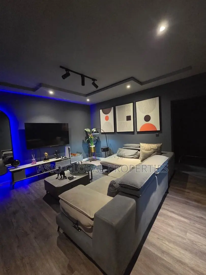 2 Bedroom Apartment With Ps5 | Lekki Phase 1