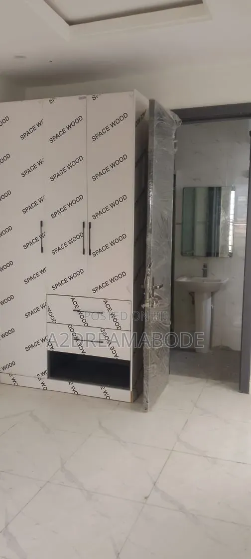 4bdrm Duplex in Maryland, Onigbongbo for rent