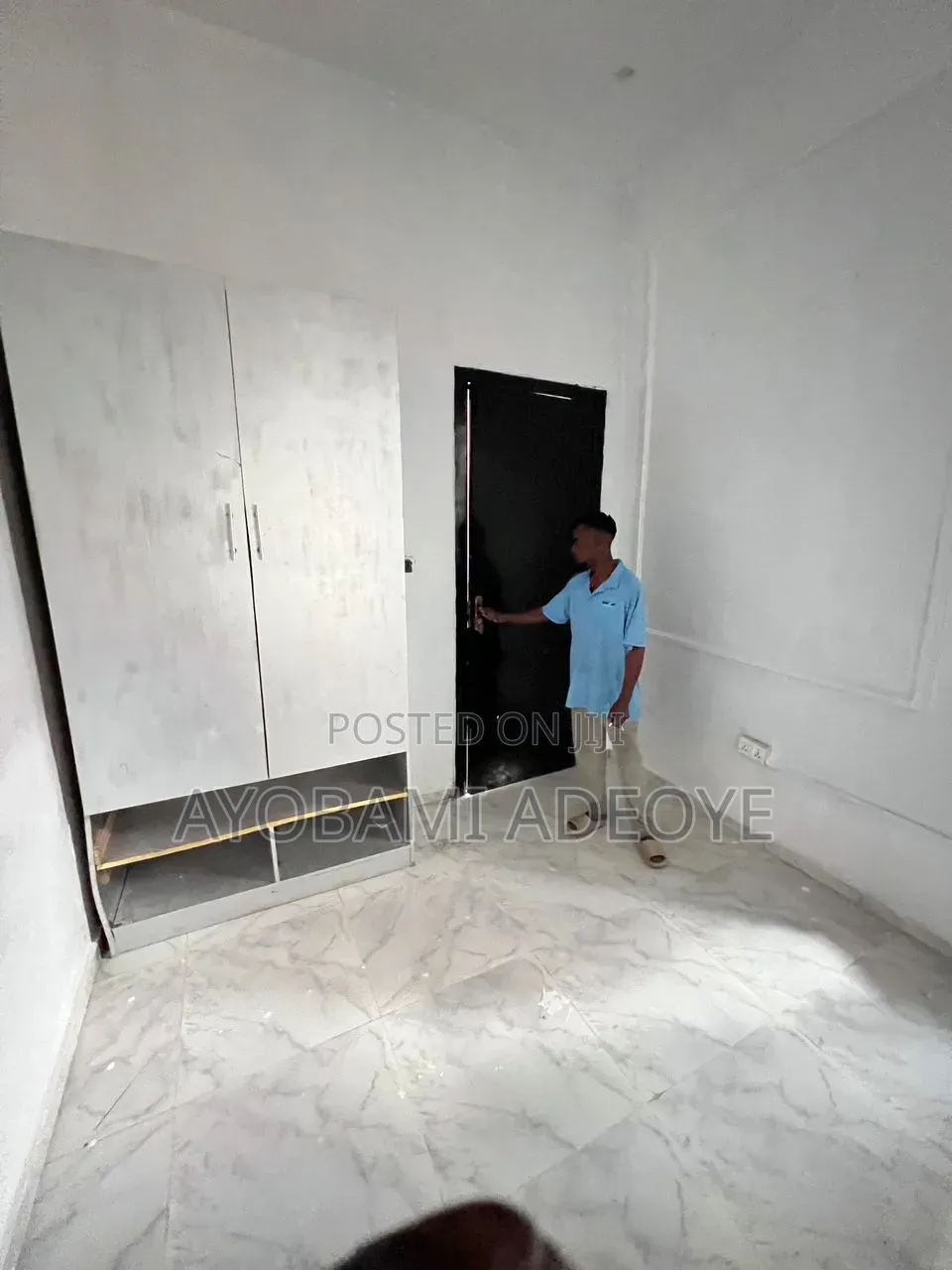 Mini Flat in Royal Pine Estate, Chevron for rent