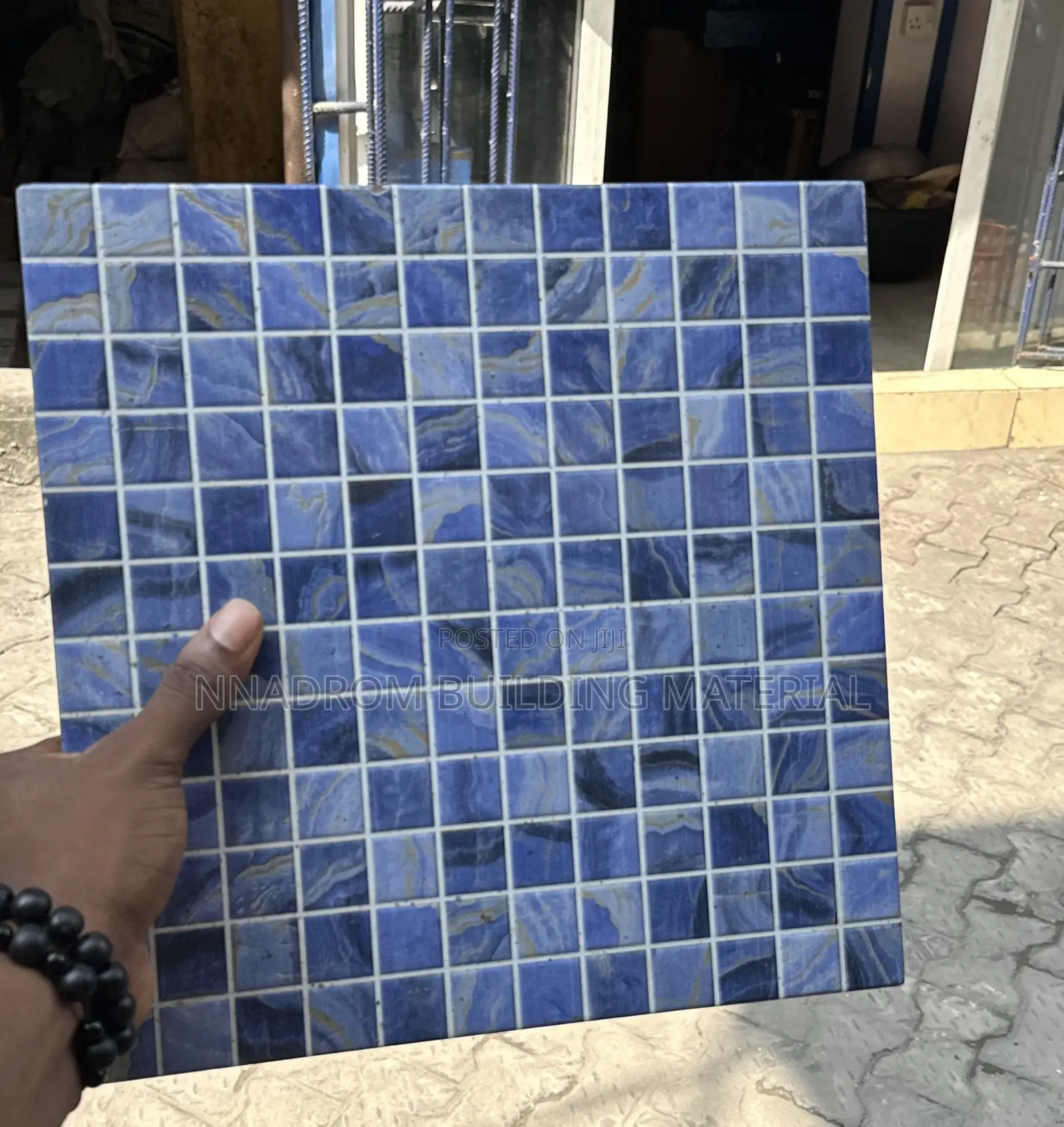 33/33 Aquablue Spanish Pool Tiles