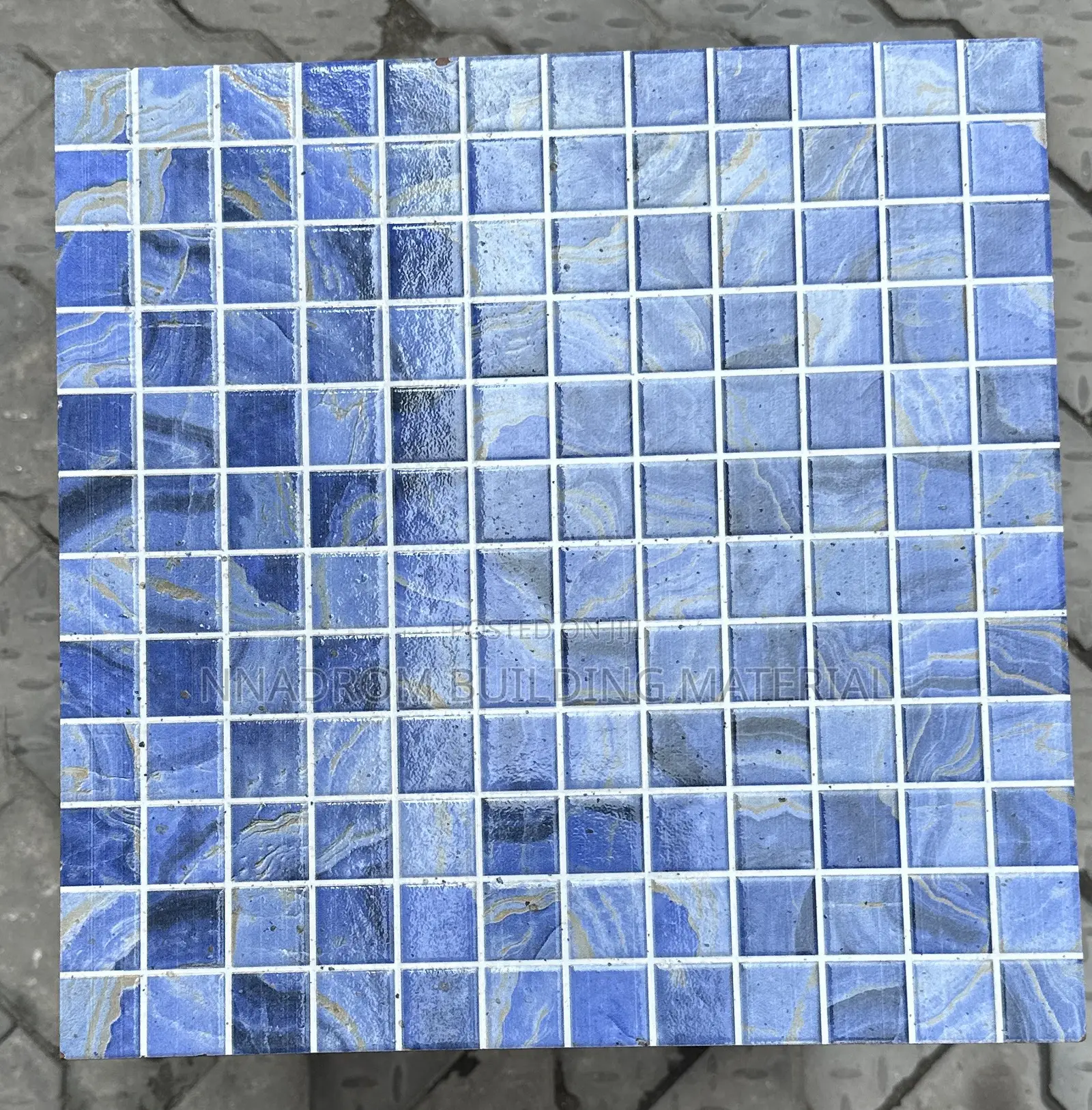 33/33 Aquablue Spanish Pool Tiles
