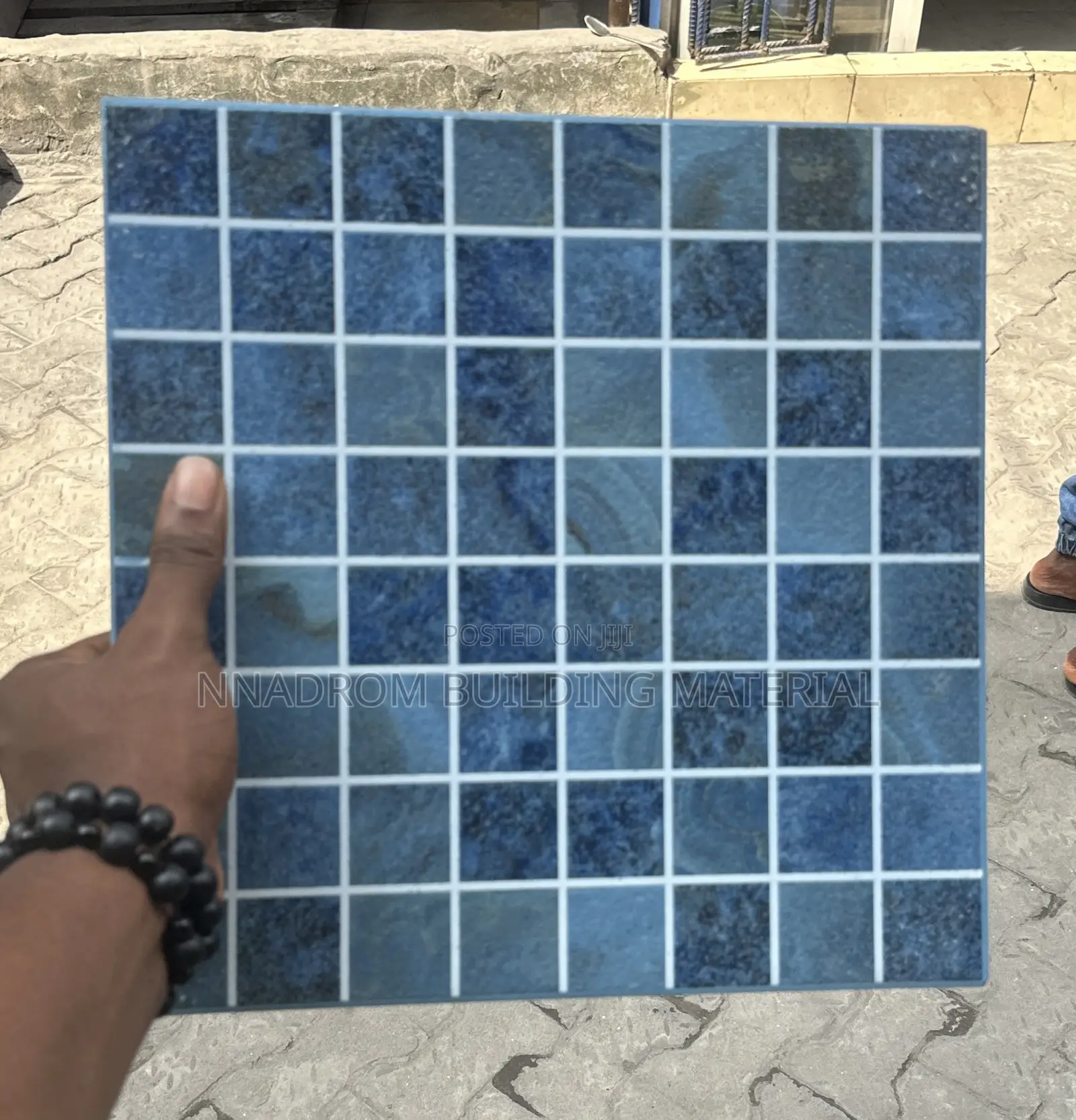 33/33 Spanish Blue Pool Tiles