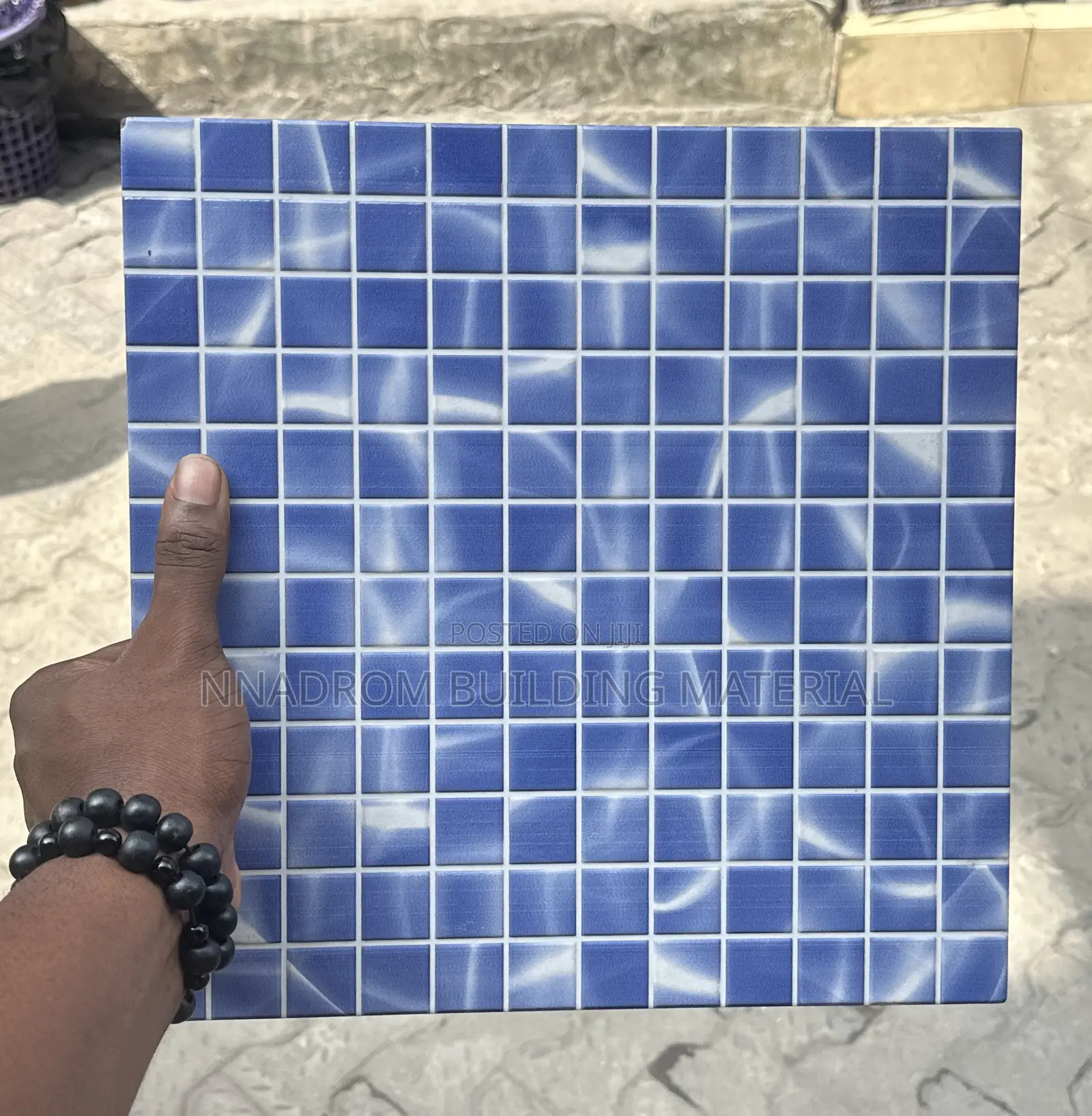 33/33 White and Blue Spanish Swimming Pool Tiles