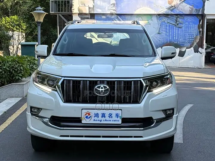 Toyota Land Cruiser Prado 2019 White