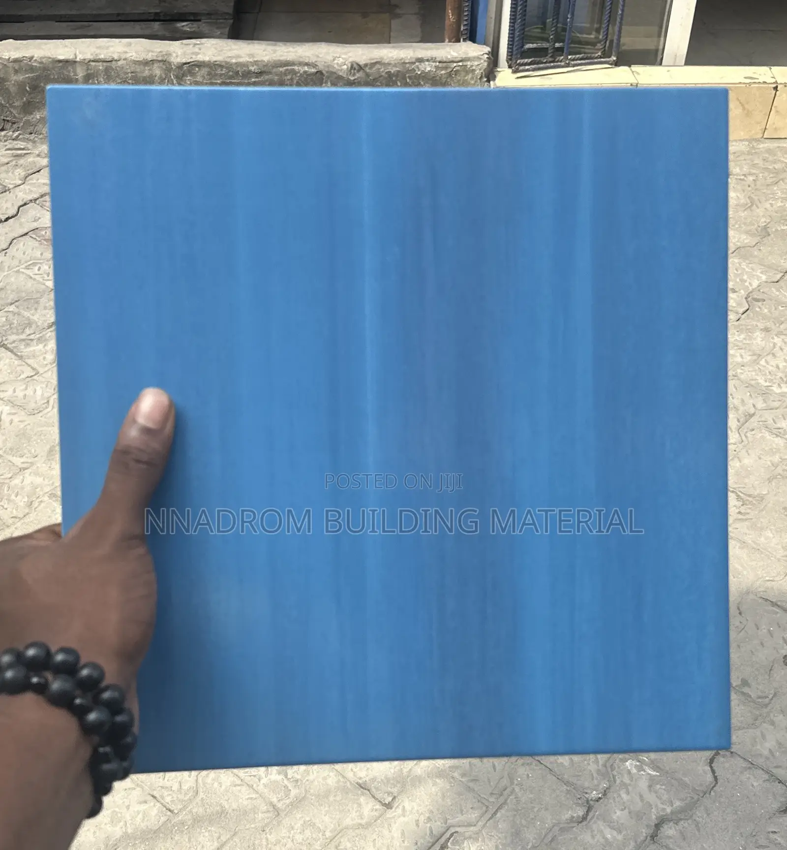 33/33 Plain Mid Blue Spanish Pool Tiles