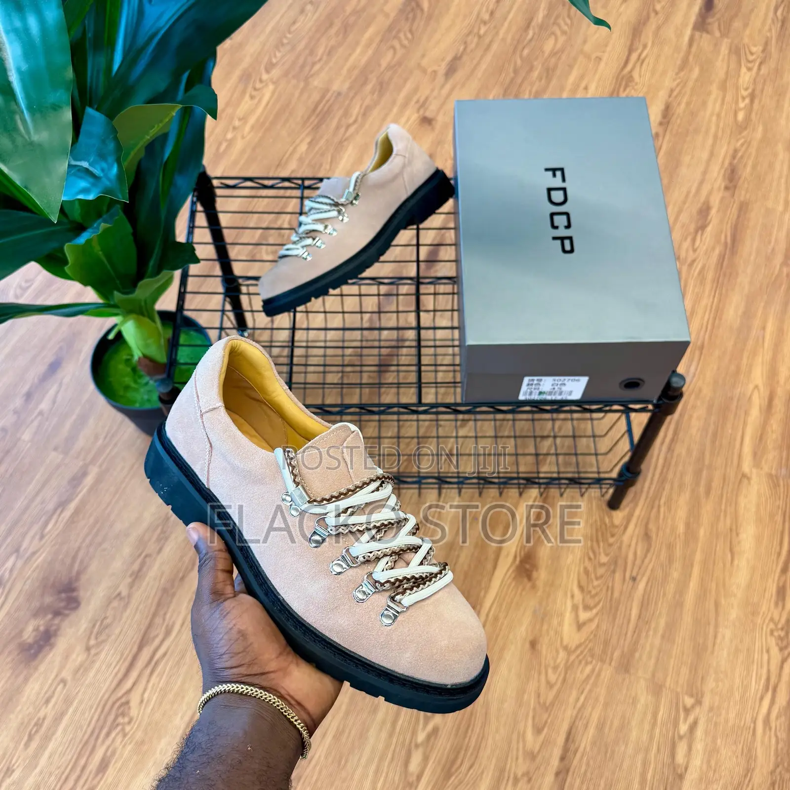 High Quality Premium Circle Cage Mountain Derby Shoes