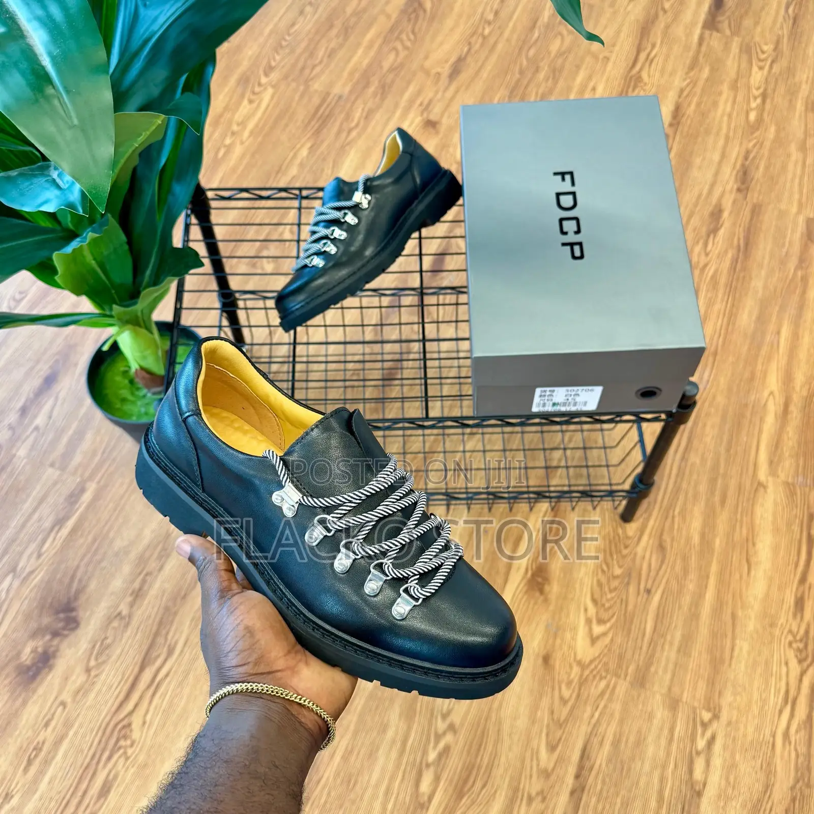 High Quality Premium Circle Cage Mountain Derby Shoes