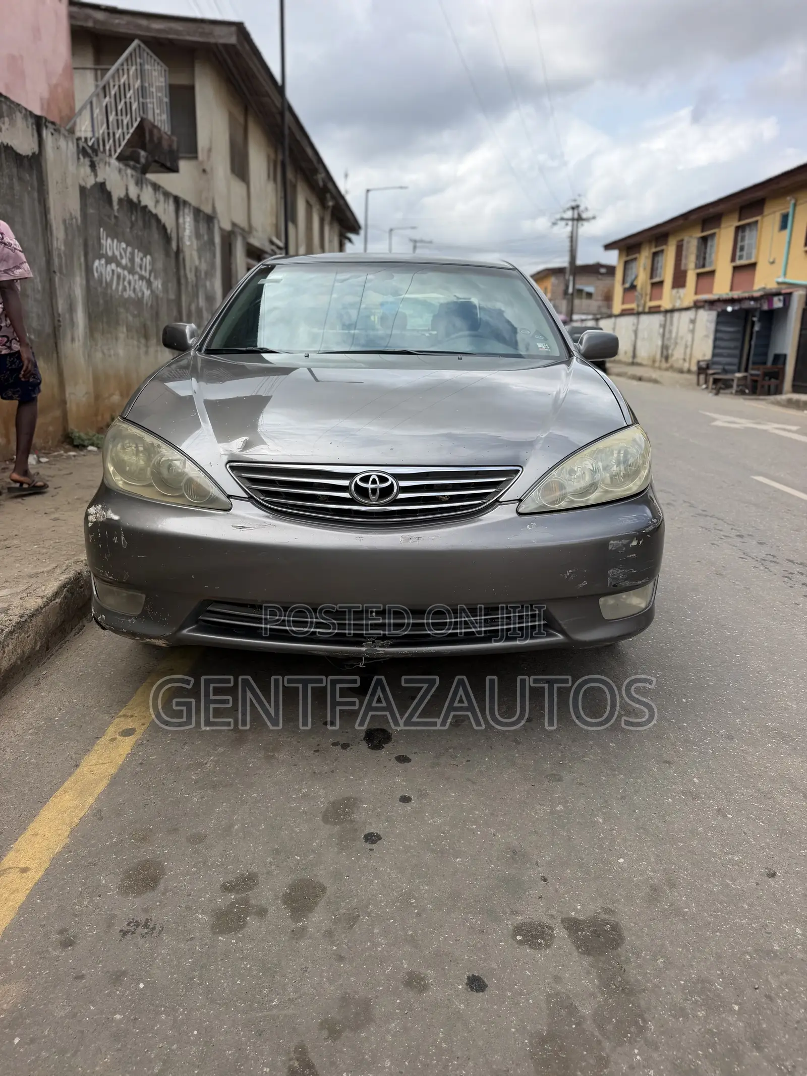 Toyota Camry 2.4 XLE 2005 Gray