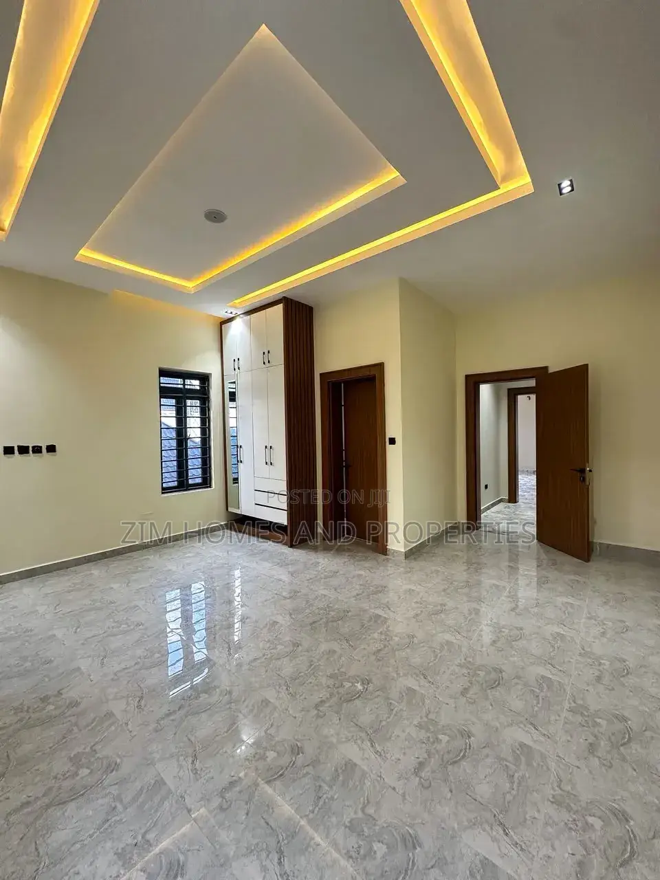 7bdrm Duplex in Zim Homes And, Karsana for sale