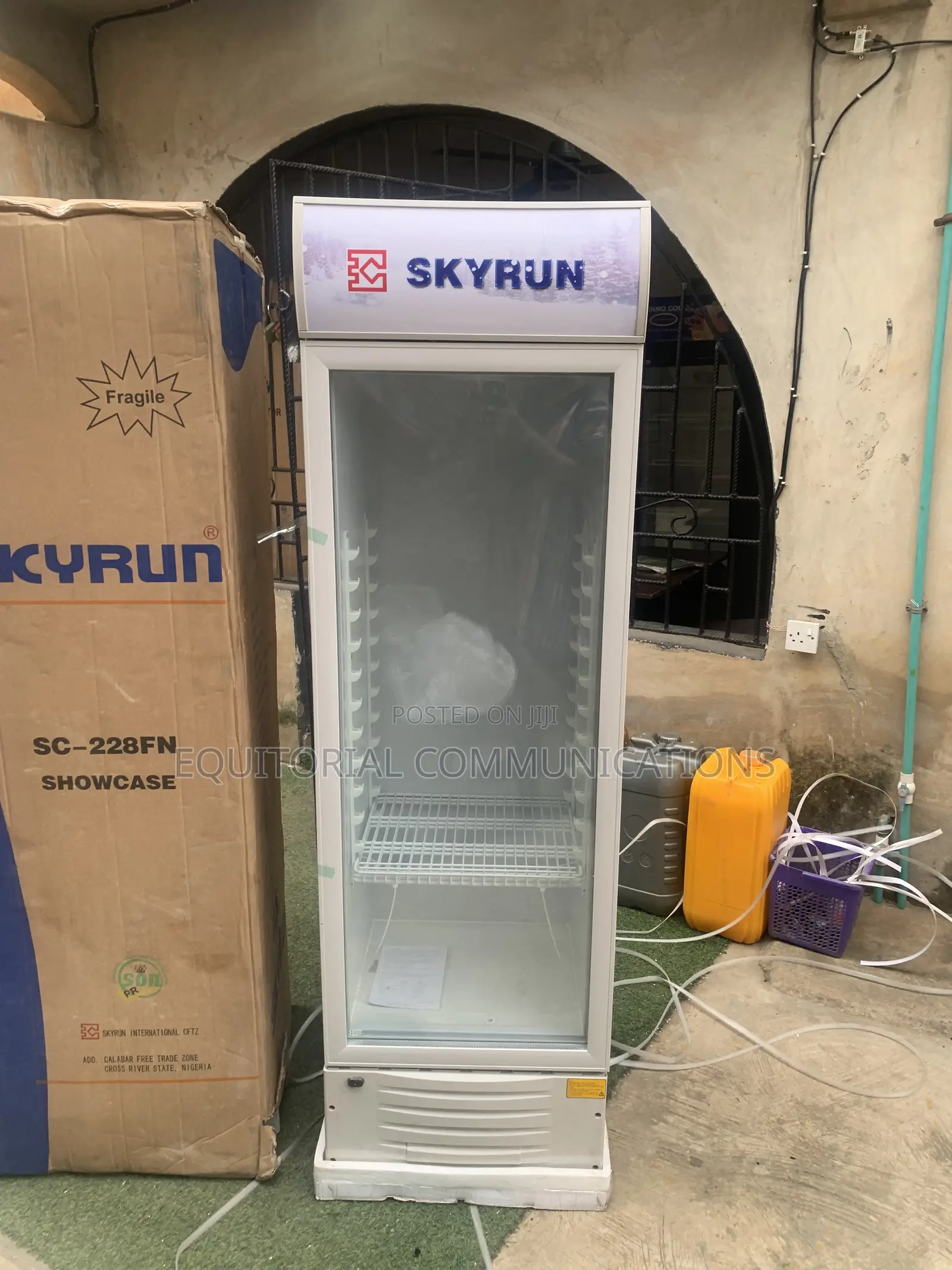 Skyrun SC-228FN Café Display Chiller