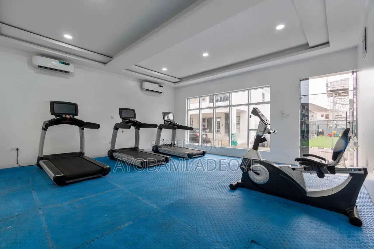 Furnished 1bdrm Shared Apartment in Royal Pine Estate, Chevron for rent
