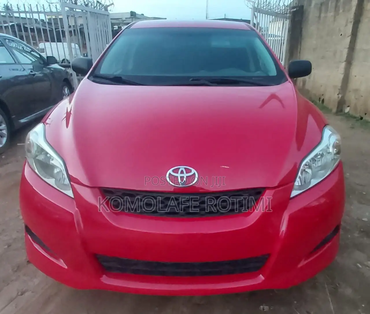 Toyota Matrix Hatchback FWD (1.8L 4cyl 5M) 2009 Red