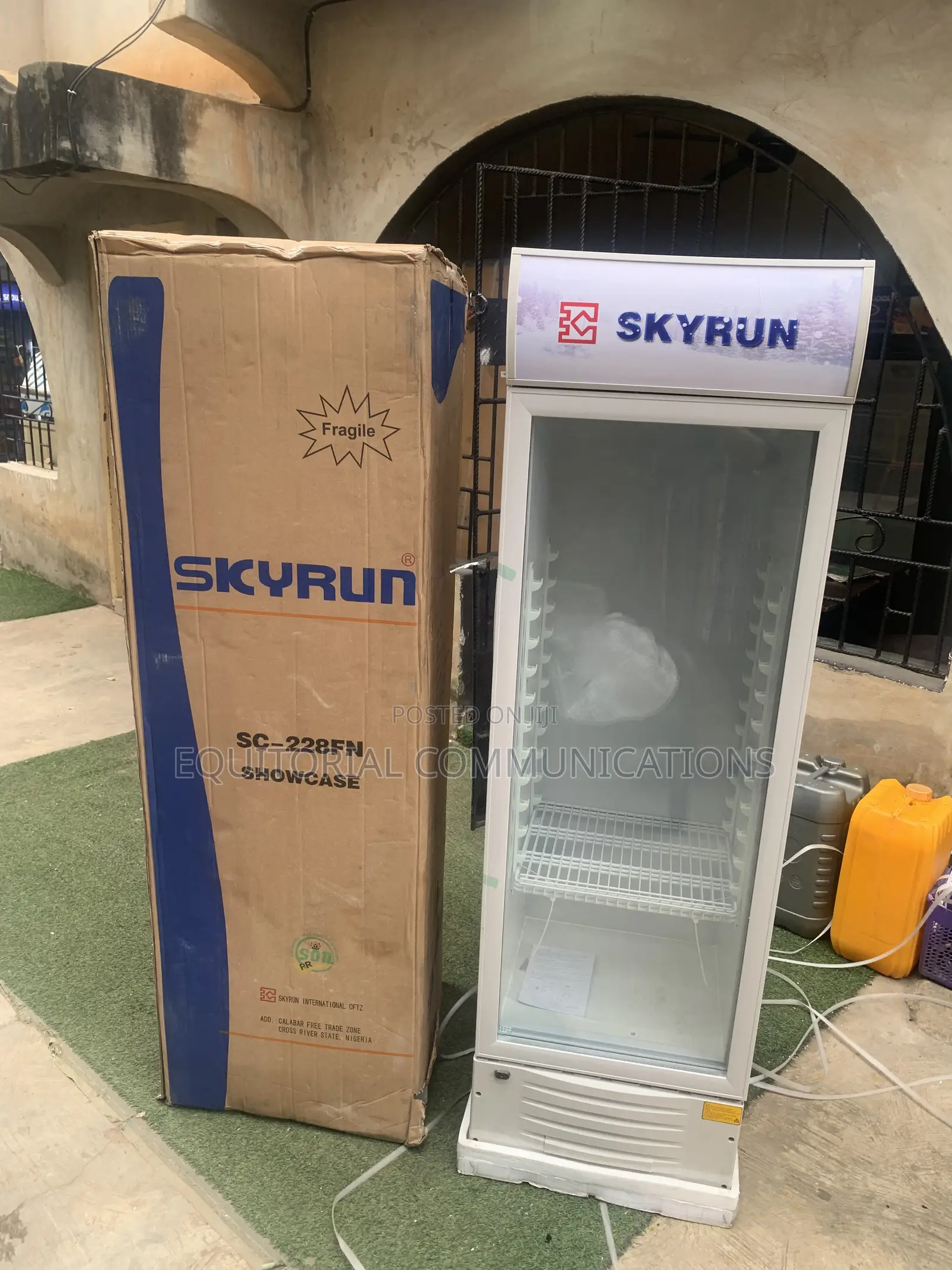 Skyrun SC-228FN Cold Beverage Cooler