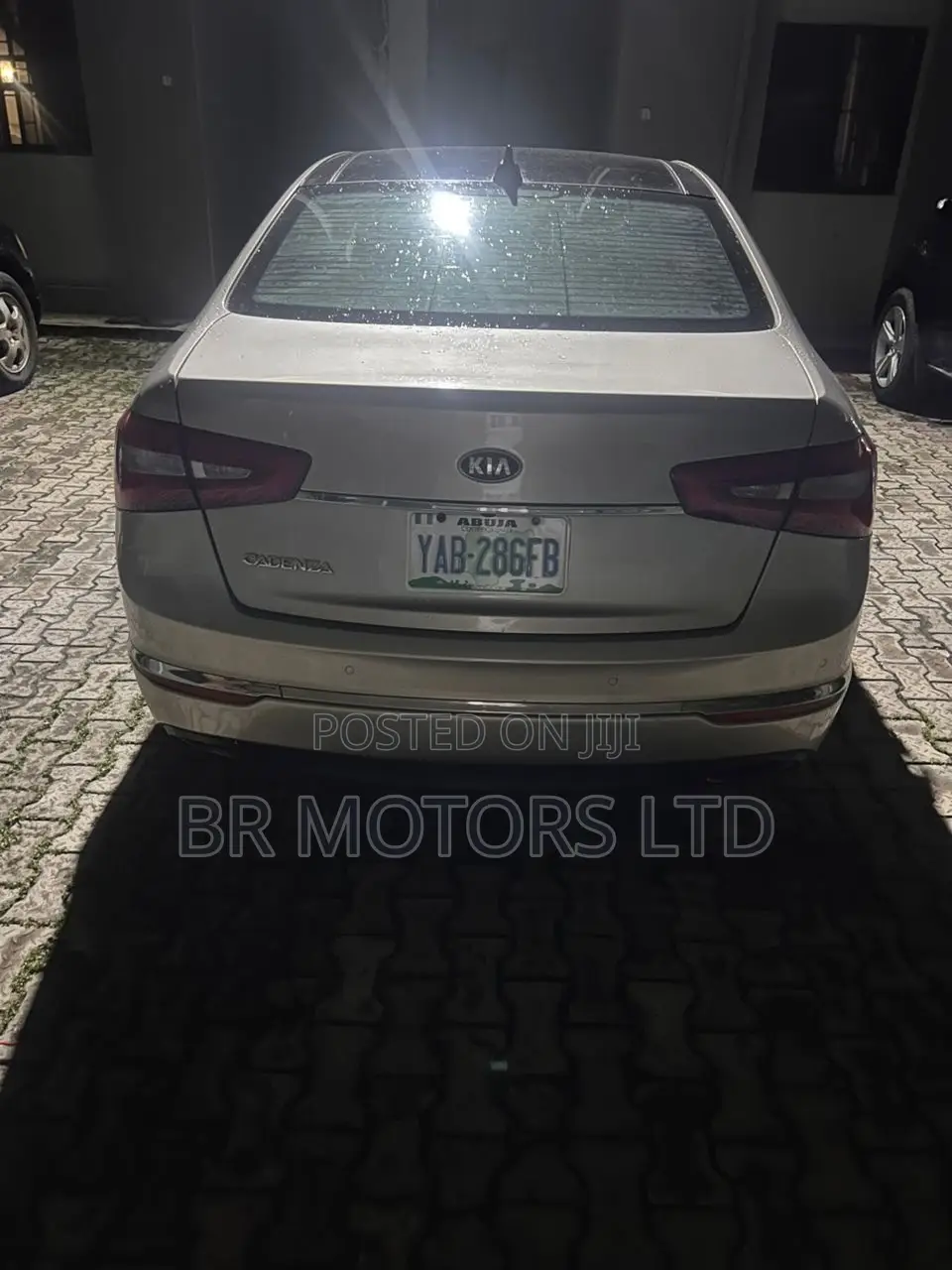Kia Cadenza Premium 4dr Sedan (3.3L 6cyl 6A) 2014 Silver