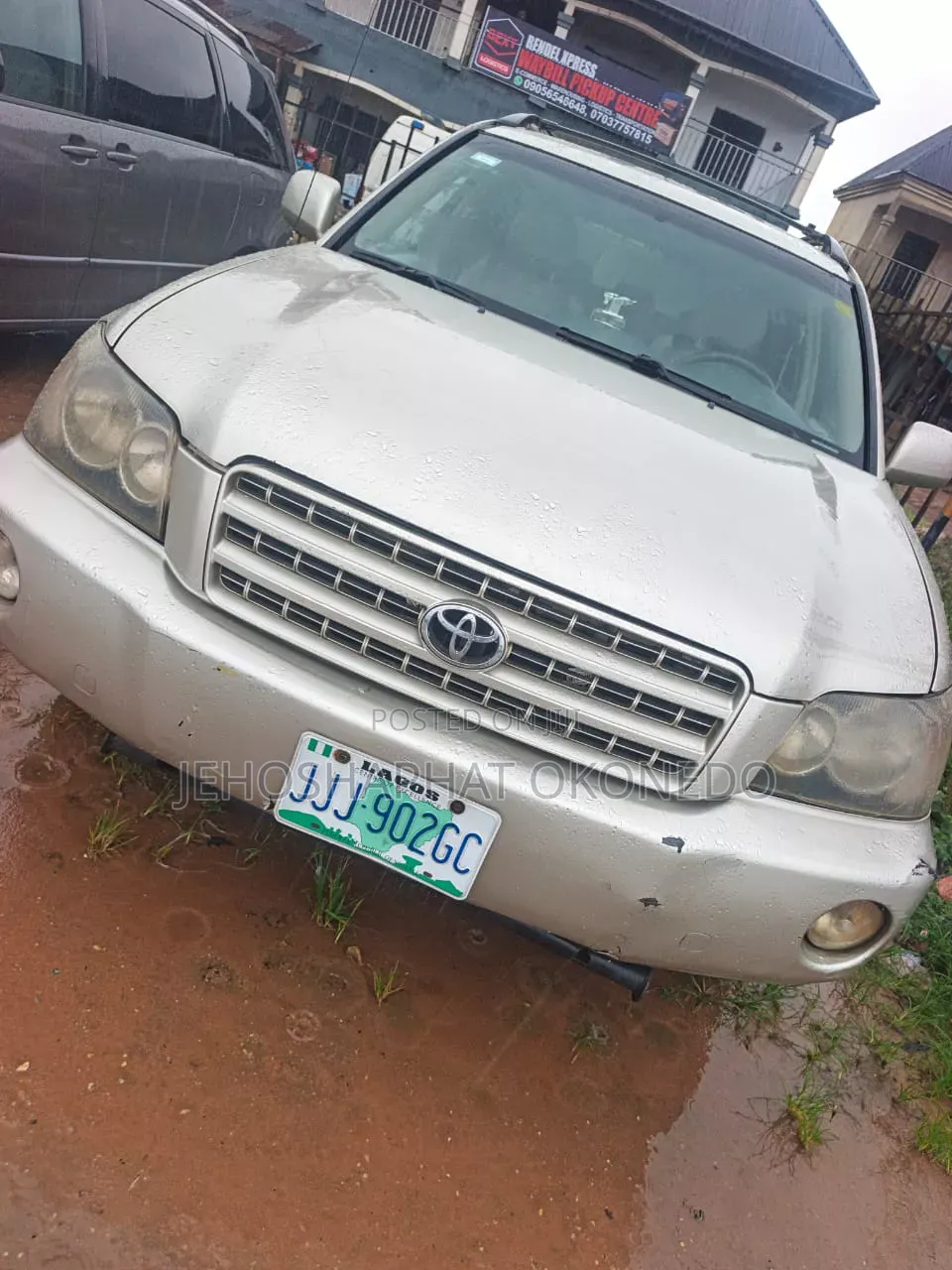 Toyota Highlander V6 FWD 2003 Gold