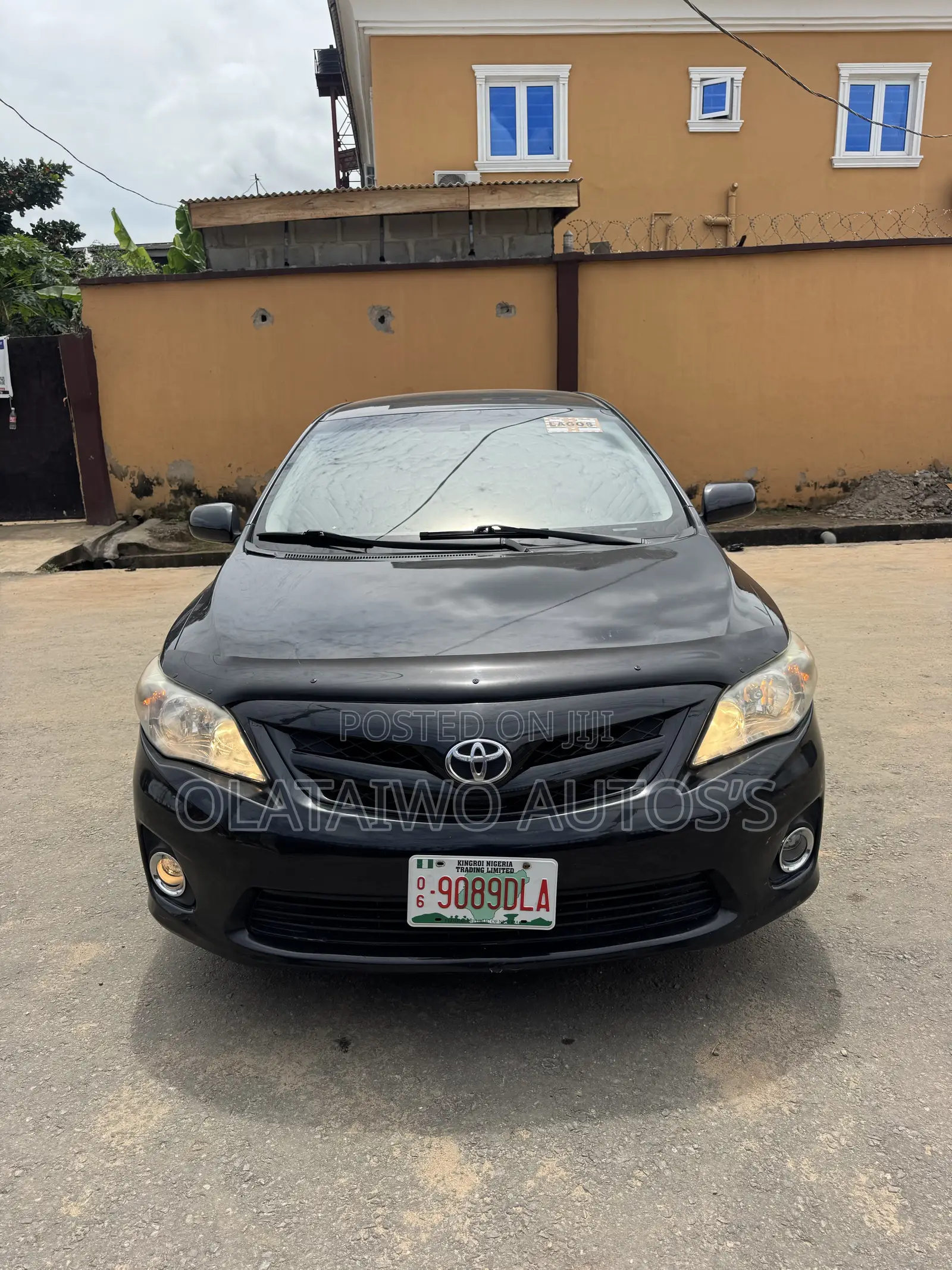 Toyota Corolla LE 4dr Sedan (1.8L 4cyl 4A) 2011 Black