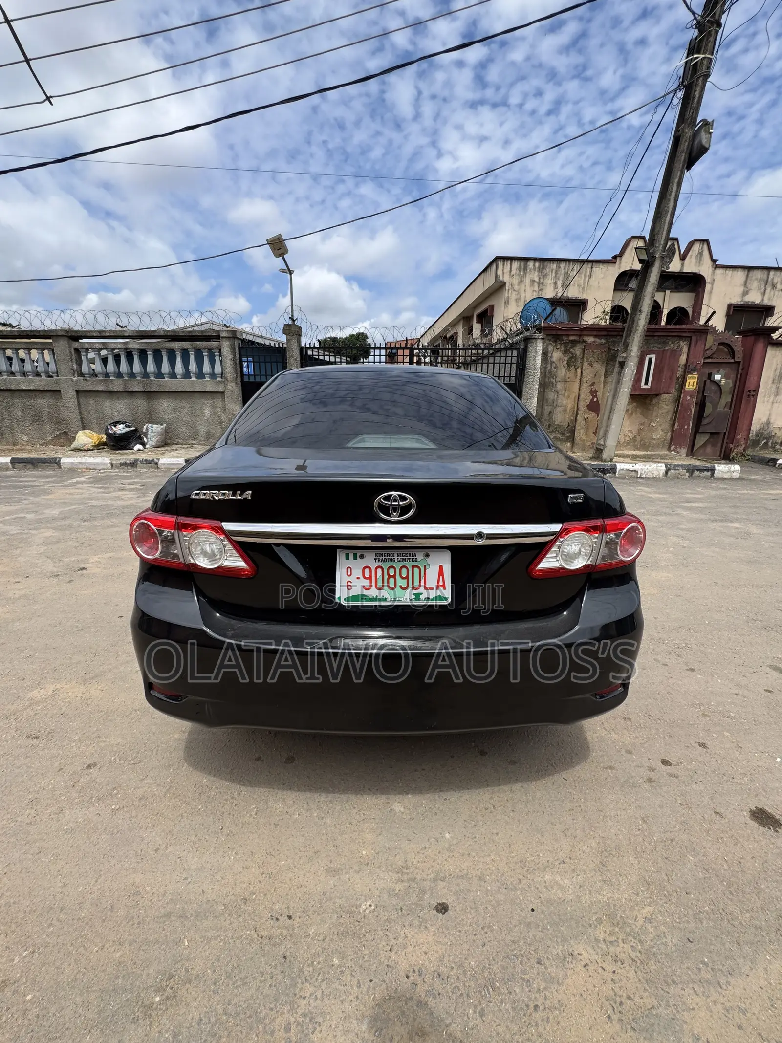 Toyota Corolla LE 4dr Sedan (1.8L 4cyl 4A) 2011 Black