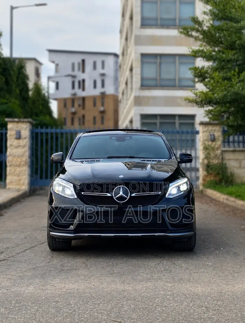 Mercedes-Benz GLE-Class 2016 Black