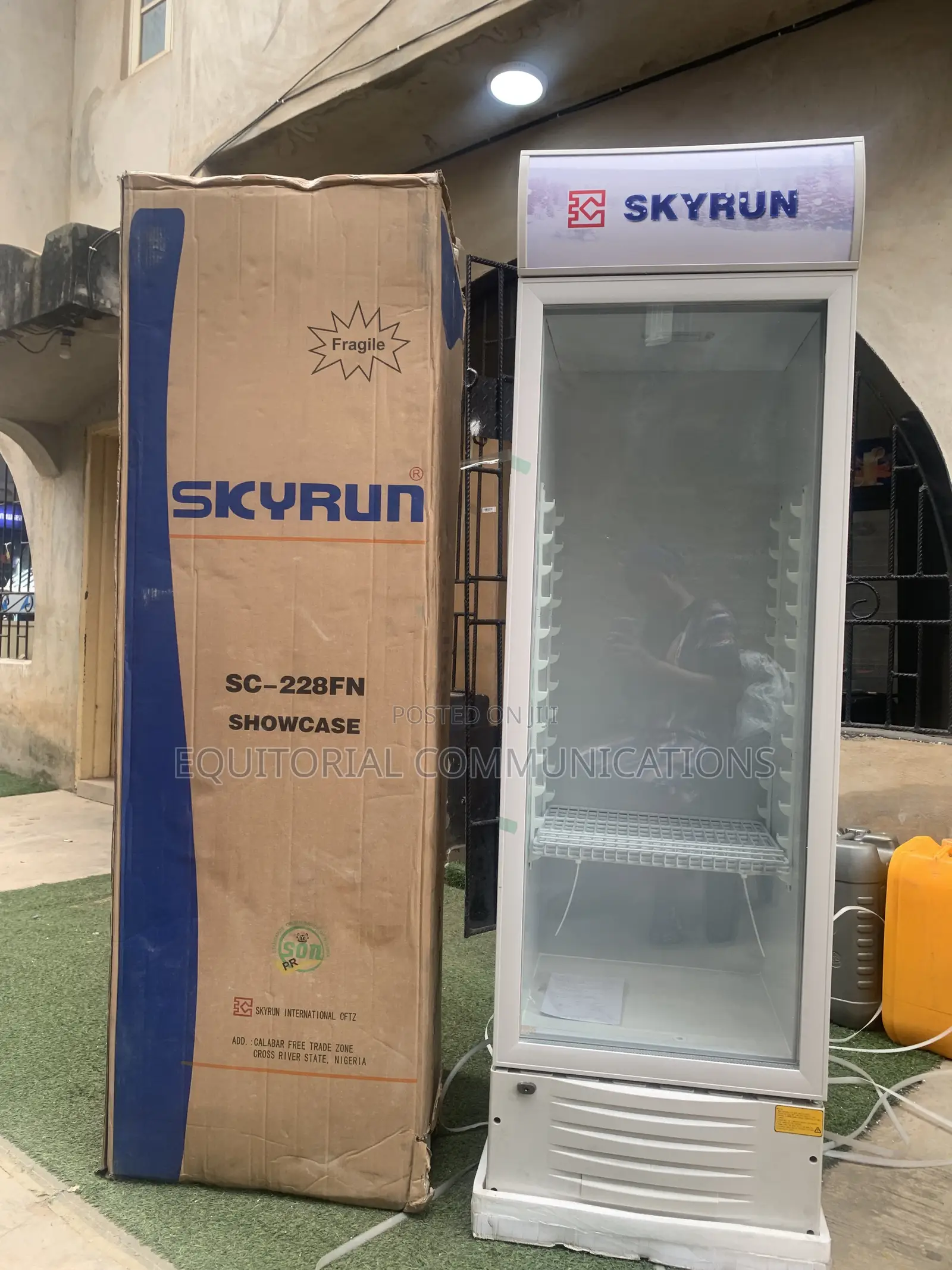 Skyrun 228L Beverage Cooling Cabinet
