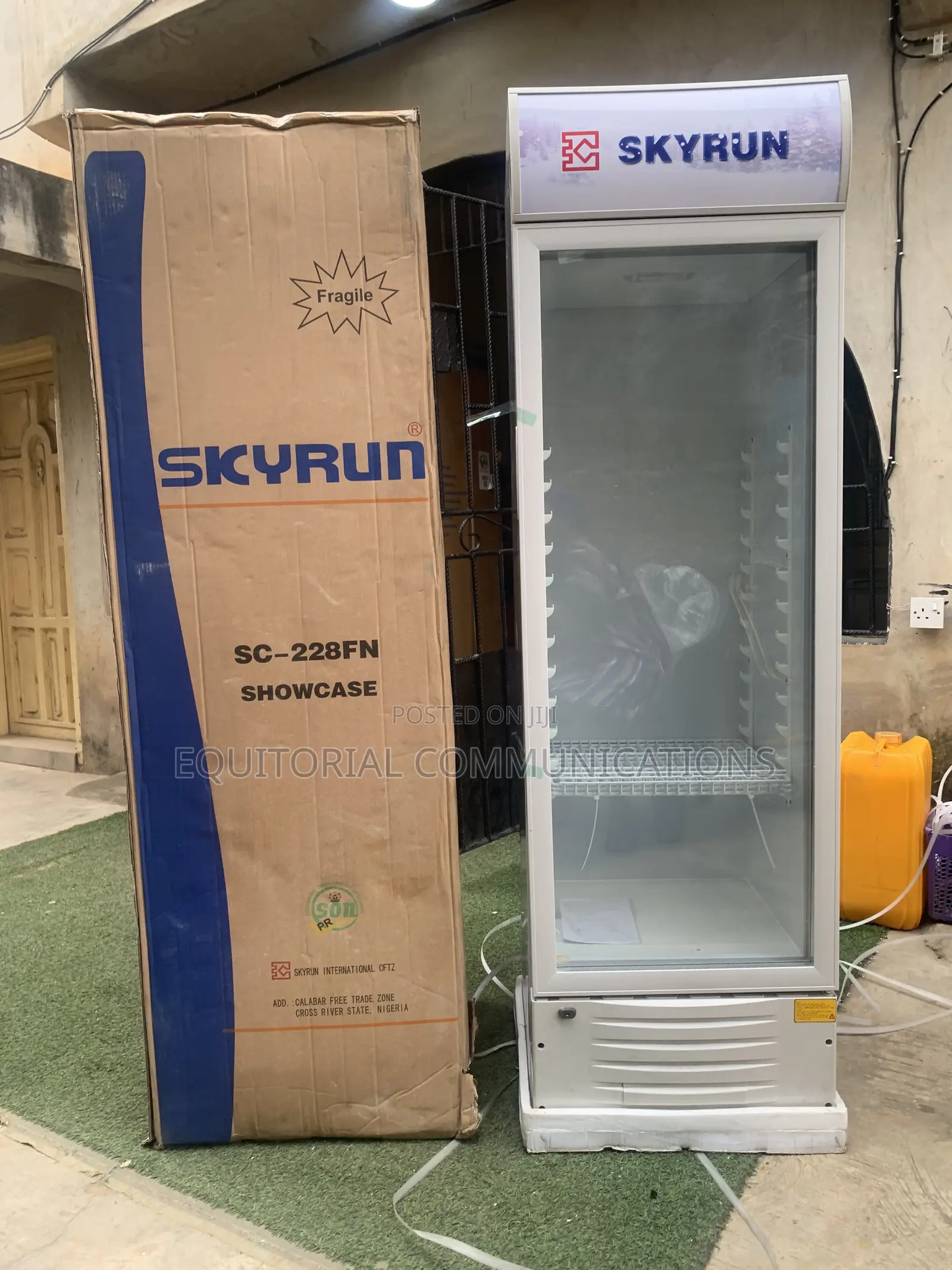 Skyrun 228L Beverage Cooling Cabinet