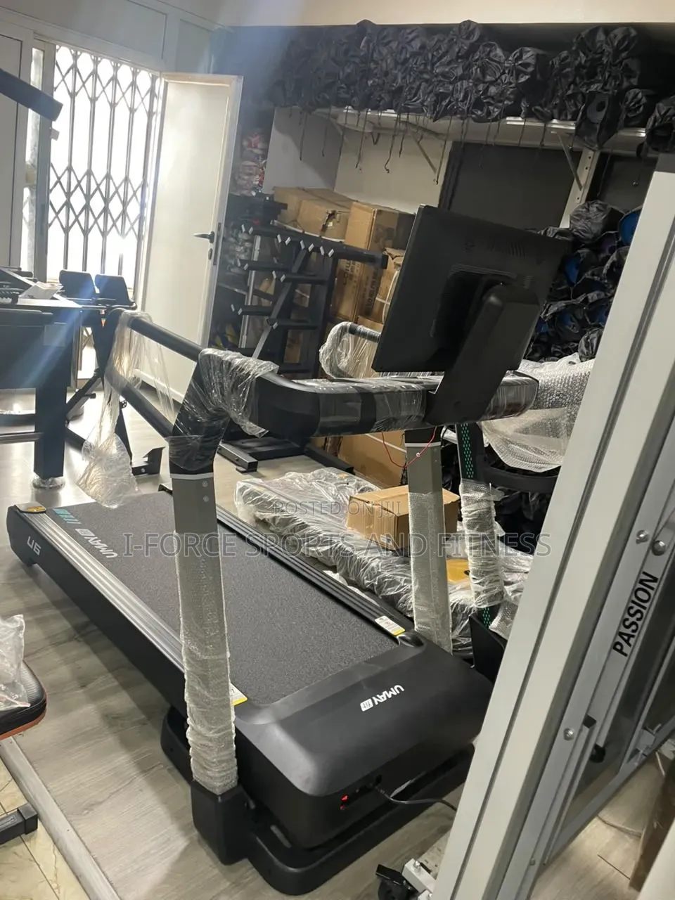 5 HP Umay Commercial Treadmill
