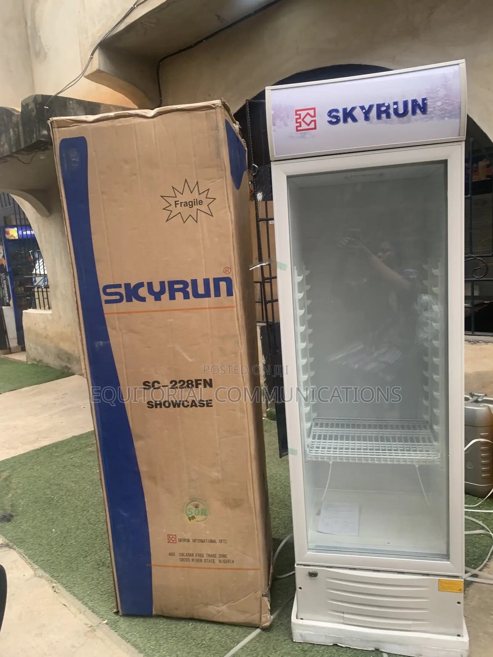 Skyrun 228L Beverage Refrigeration Unit