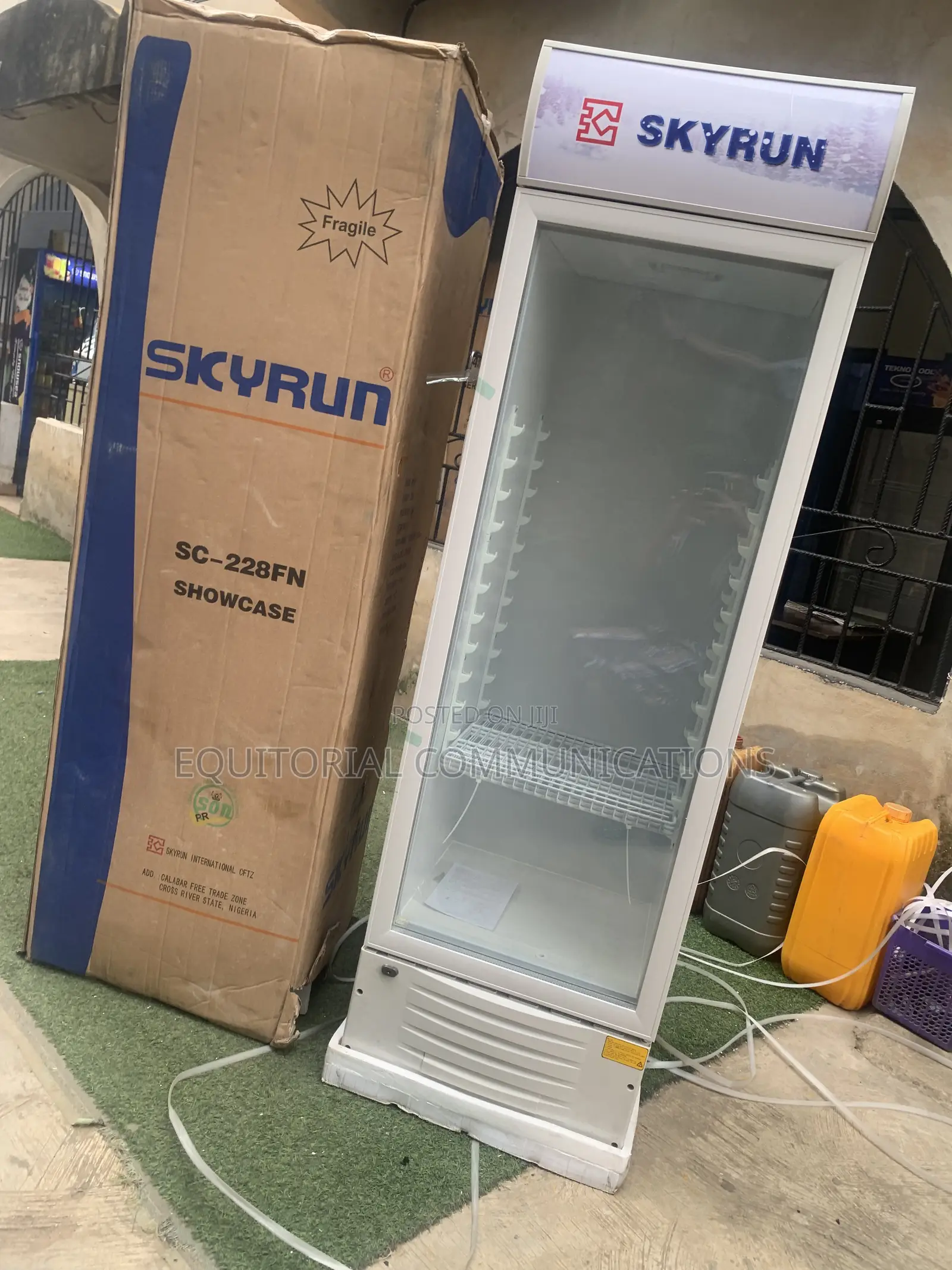 Skyrun SC-228FN Commercial Cooling Showcase