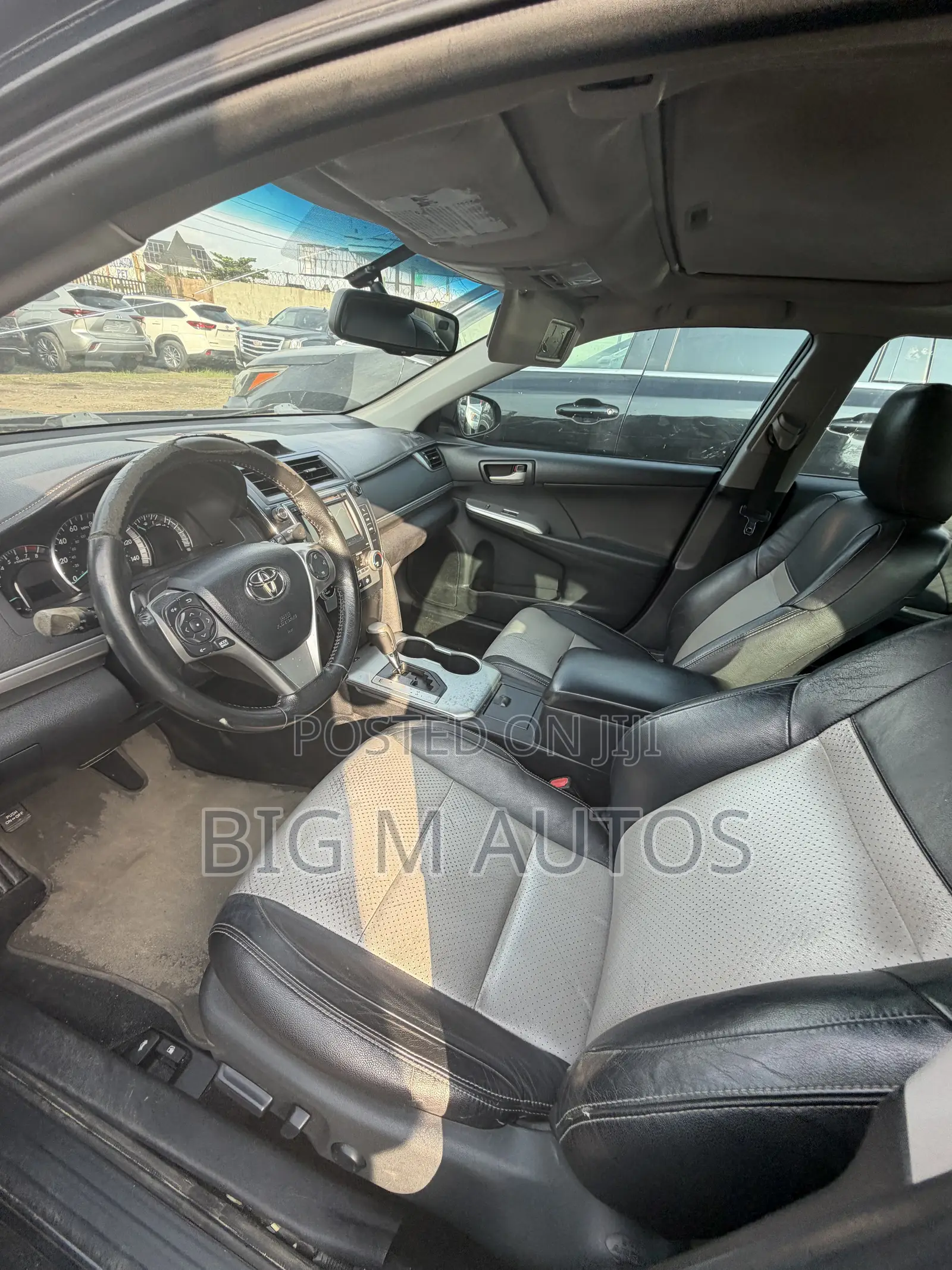 Toyota Camry SE 4dr Sedan (2.5L 4cyl 6A) 2013 Gray