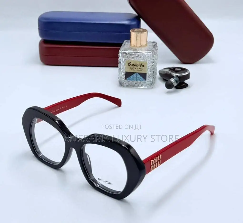 Miu Miu Luxury Designer Glasses – Stylish Premium Quality