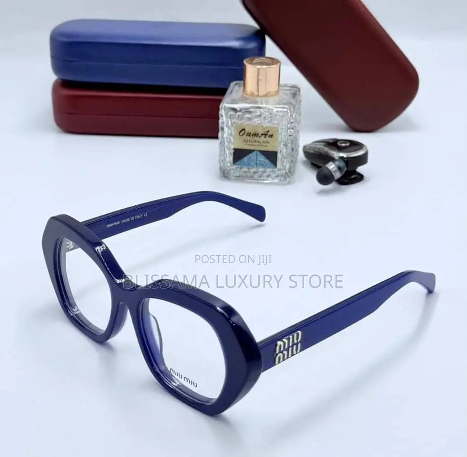Miu Miu Luxury Designer Glasses – Stylish Premium Quality