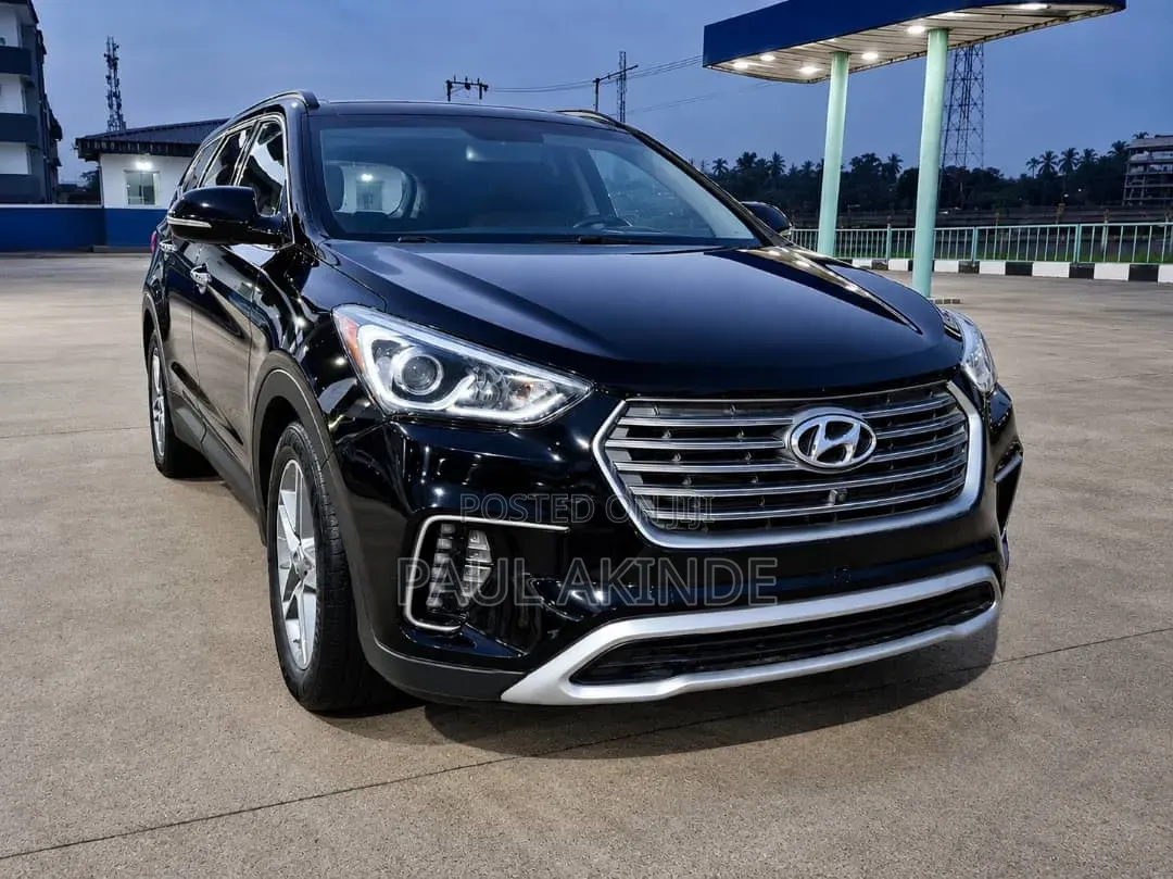 Hyundai Santa Fe Limited Ultimate FWD 2017 Black
