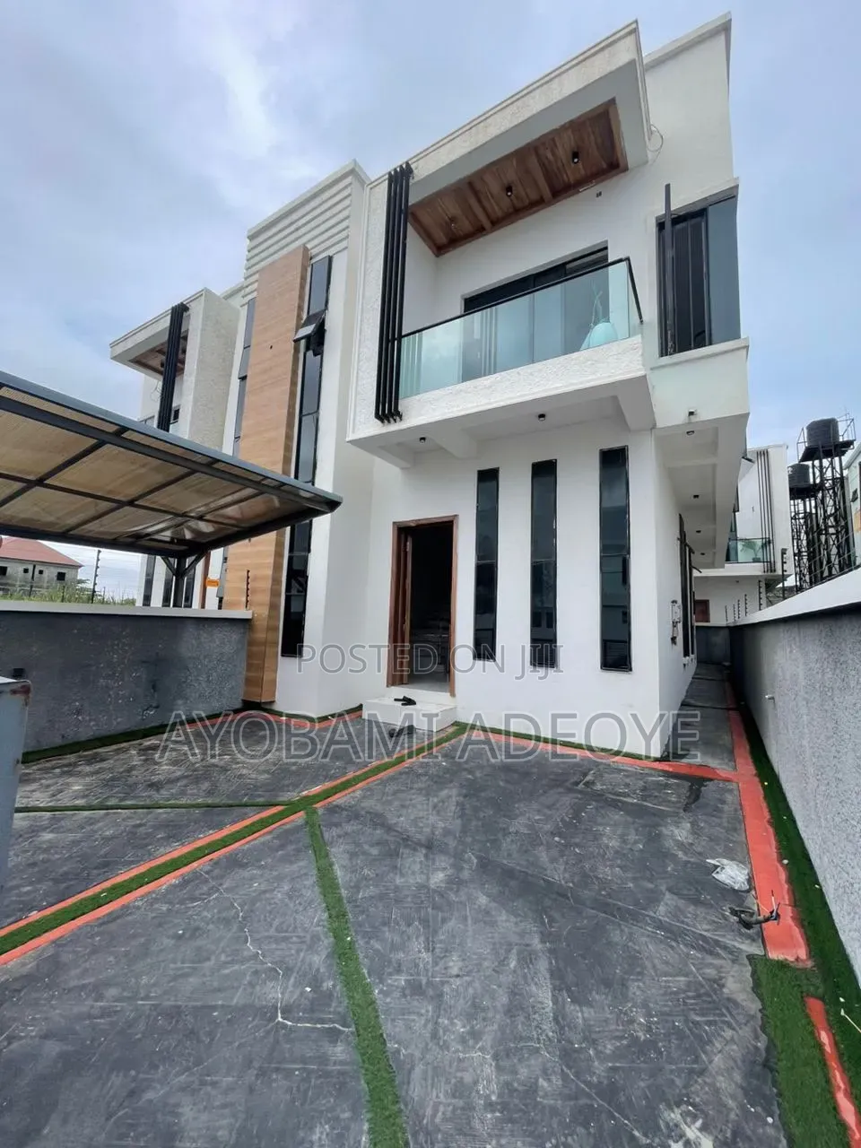Studio Apartment in Ikota Villa for rent