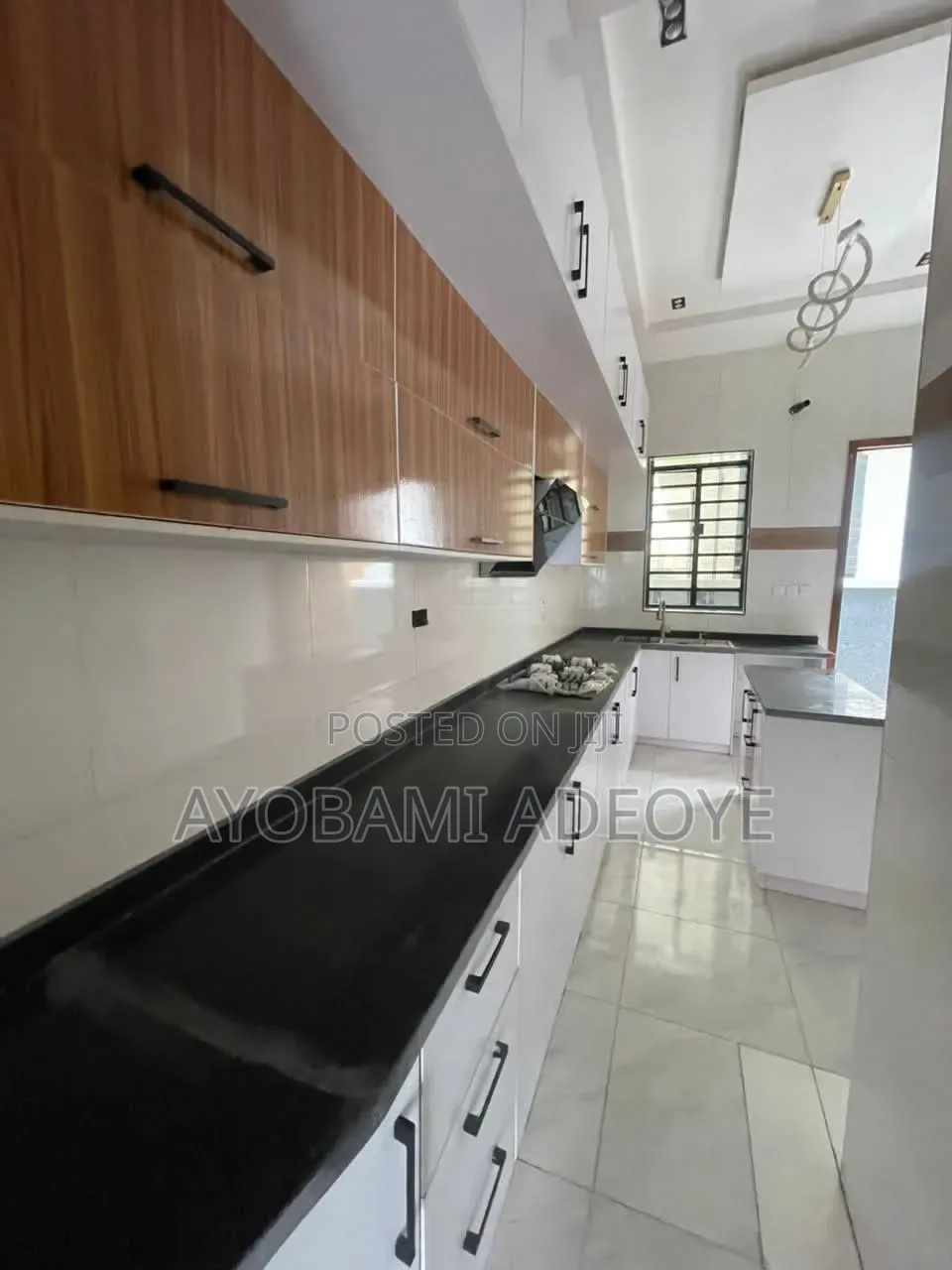 Studio Apartment in Ikota Villa for rent
