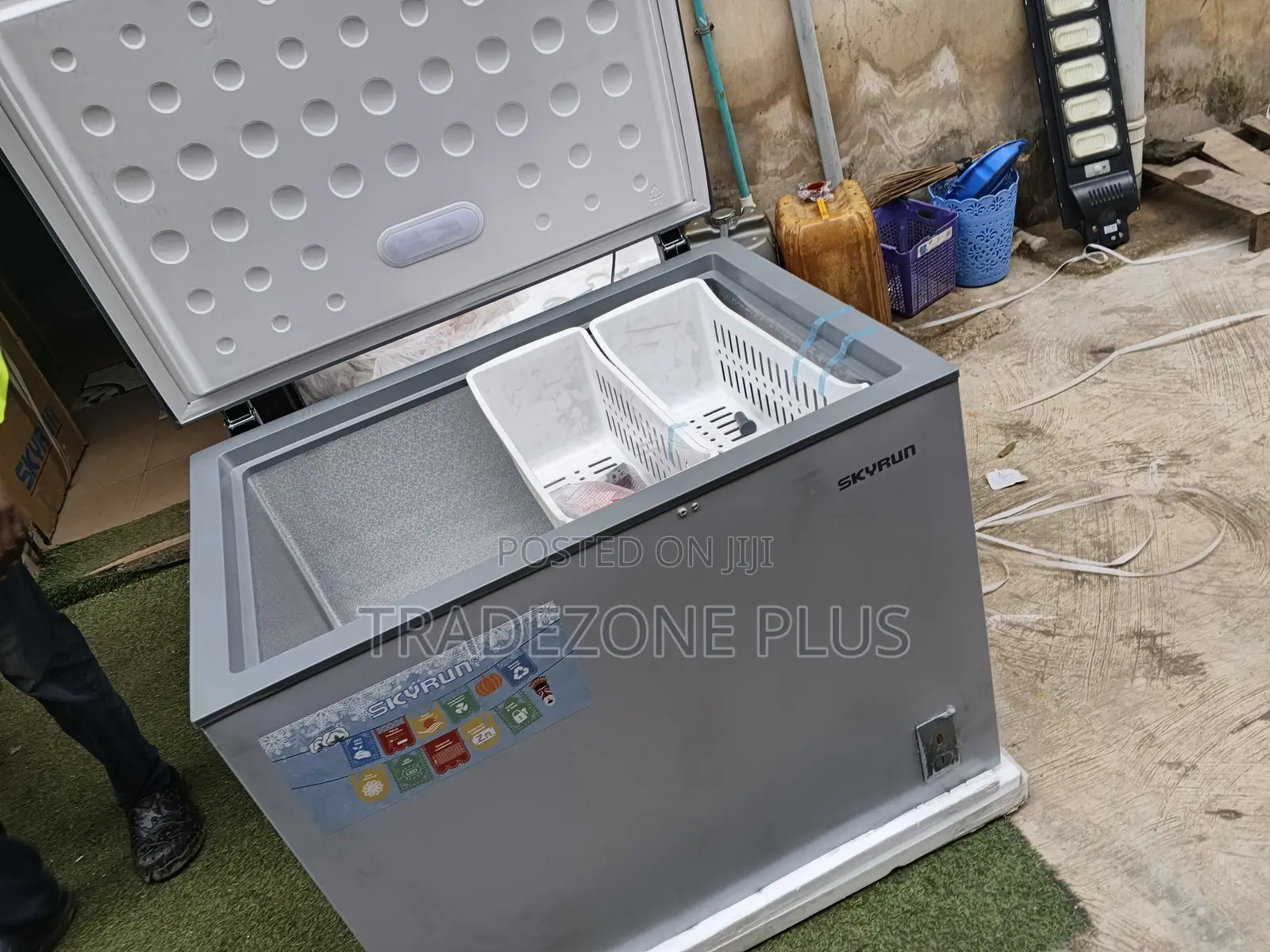Skyrun BD260A Chest Freezer – Spacious Energy Efficient