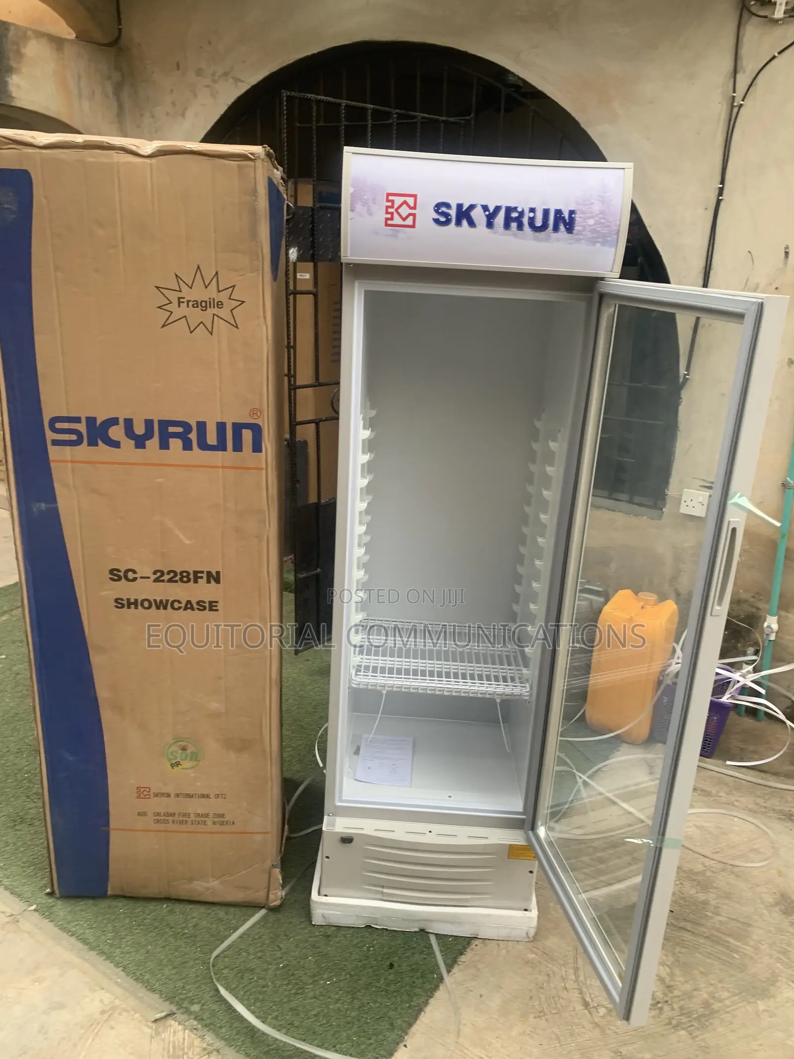 Skyrun SC-228FN Bar Beverage Chiller