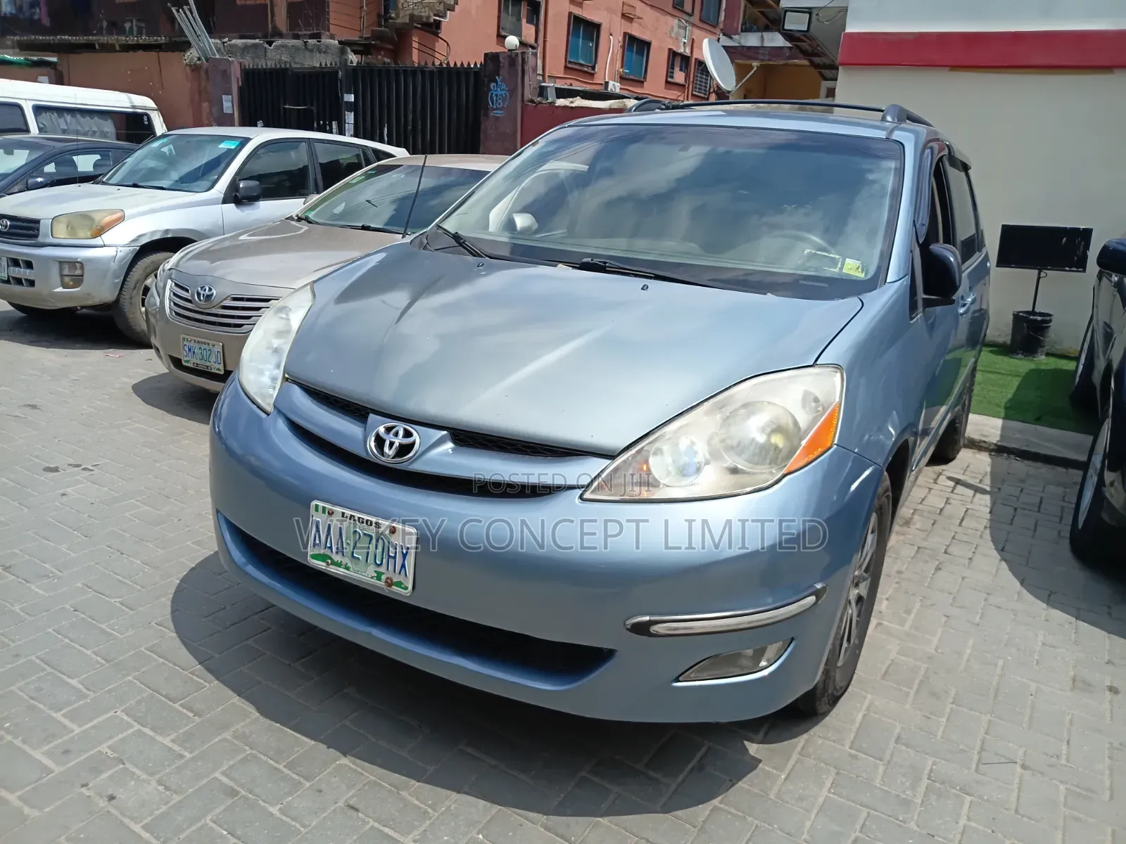 Toyota Sienna LE 2008 Blue
