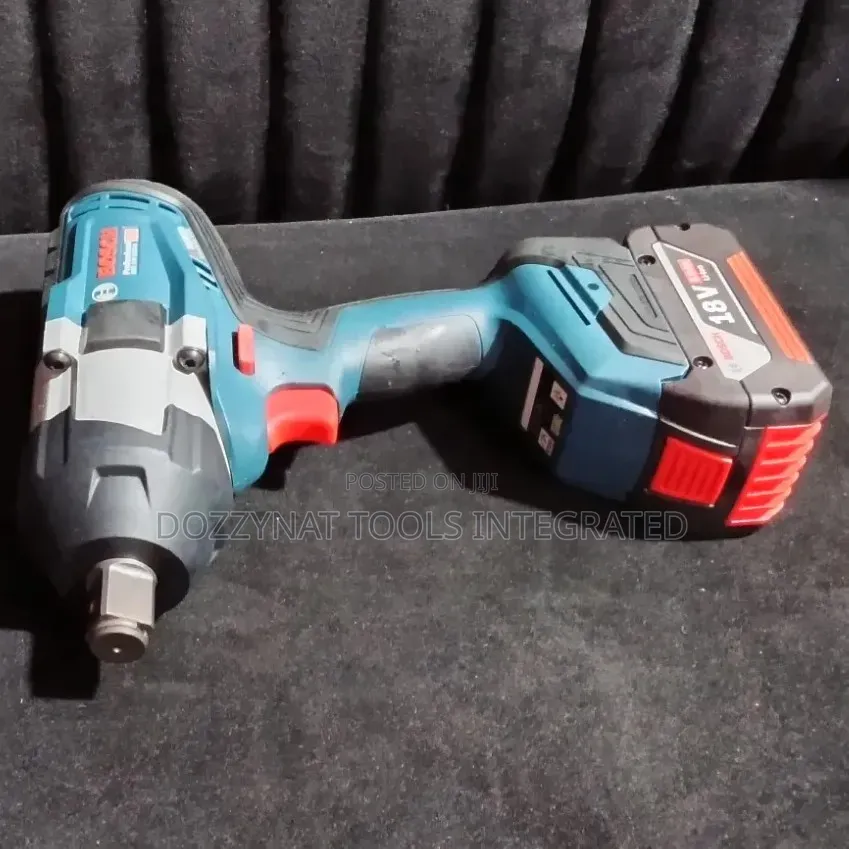 Bosch Battery Drilling Machine