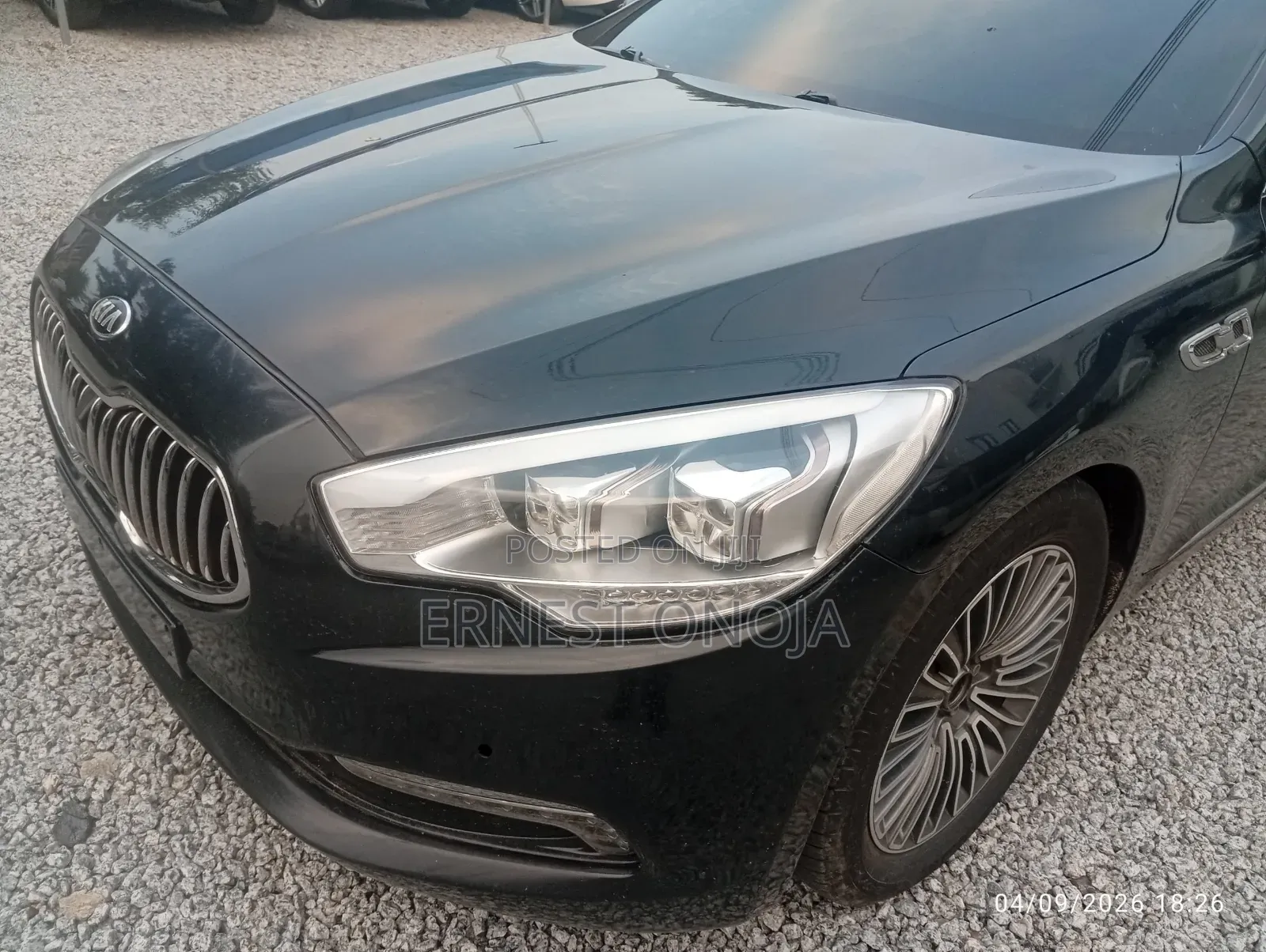 Kia Quoris 2012 Black