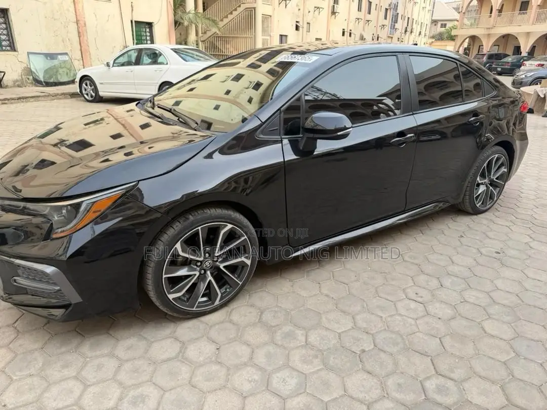 Toyota Corolla SE 2020 Black