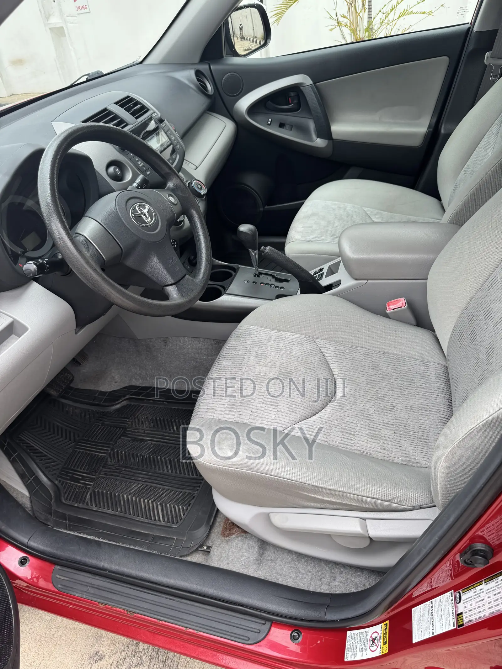 Toyota RAV4 2.5 4x4 2010 Red