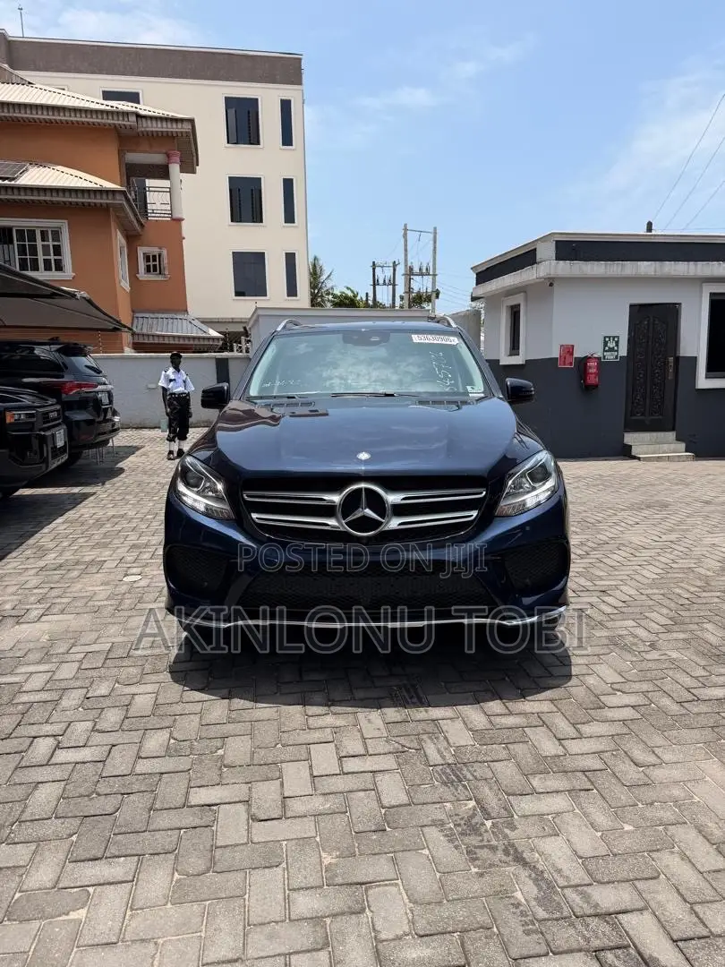 Mercedes-Benz GLE-Class GLE 350d 4MATIC 2017 Blue