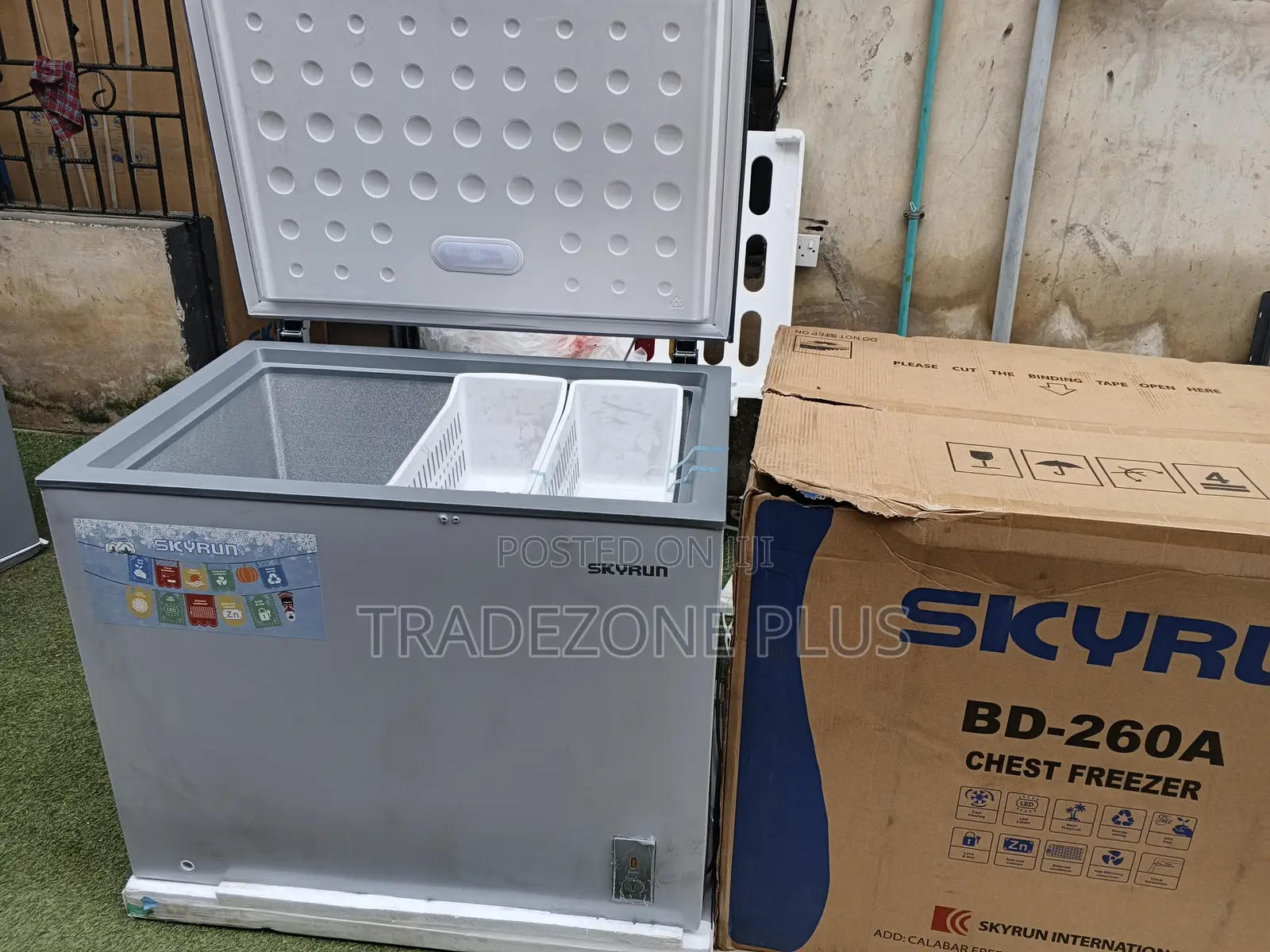 Skyrun 260L Chest Freezer – Powerful, Durable Energy Efficient