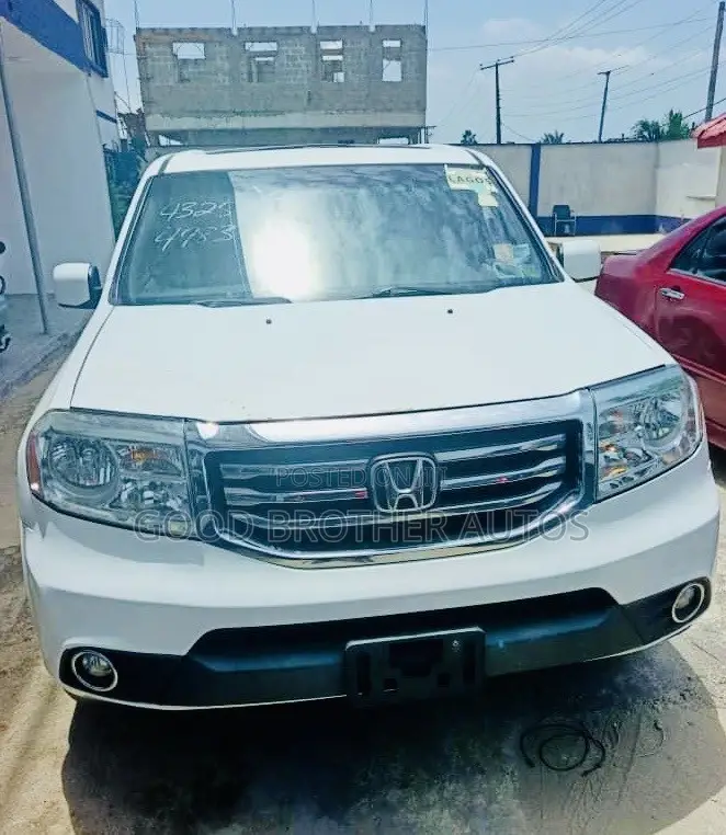 Honda Pilot 2012 White