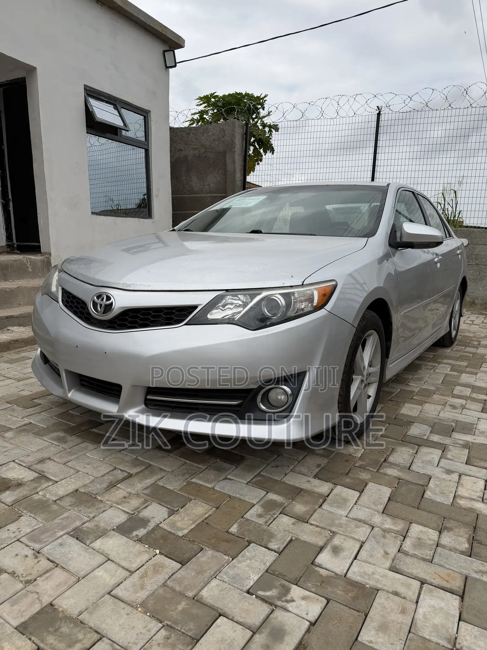 Toyota Camry 2013 Silver