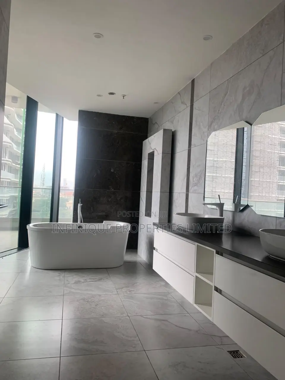 4bdrm Apartment in Ikoyi for rent