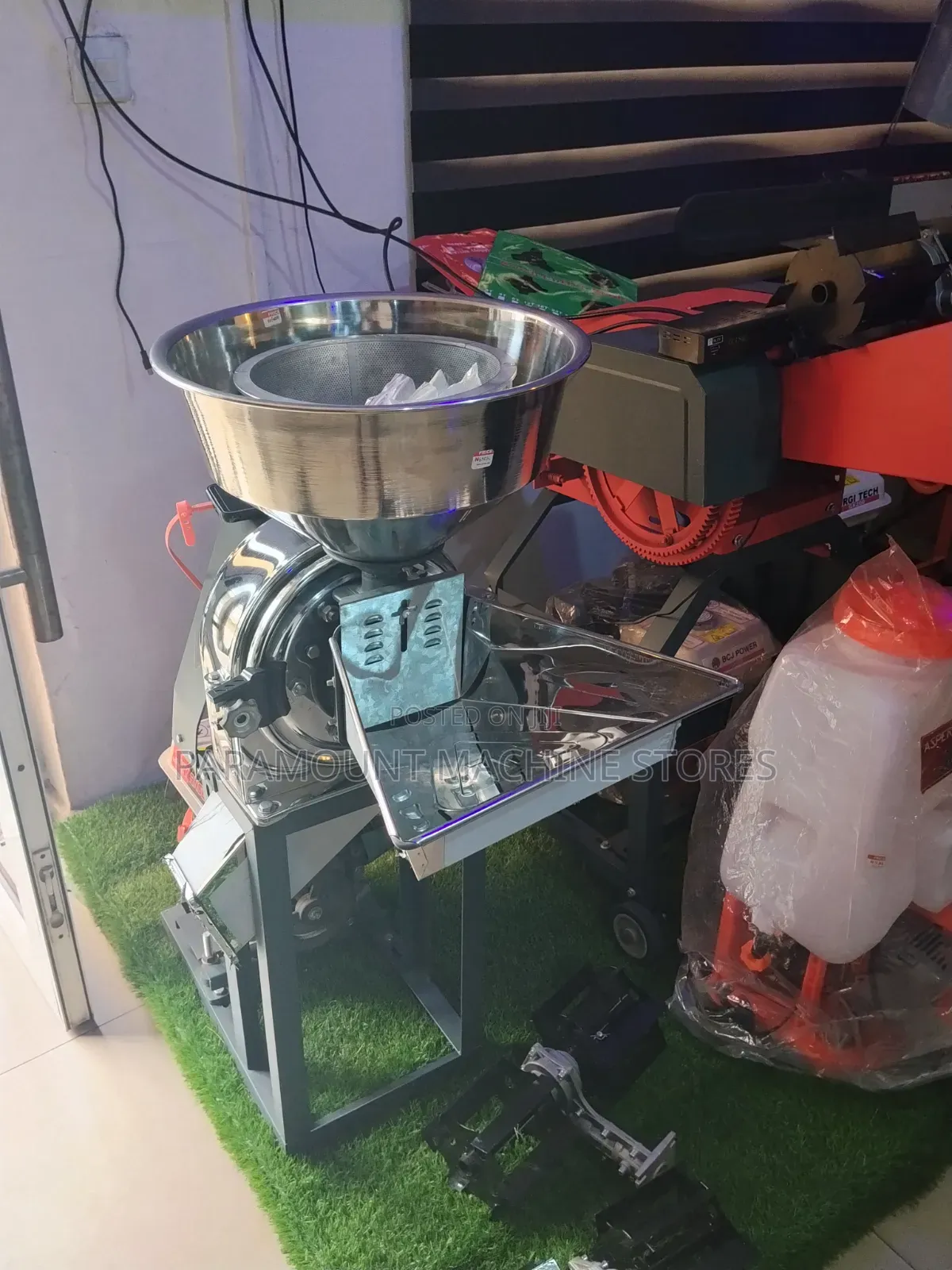 Food Grinding Machine (Grain Grinder)