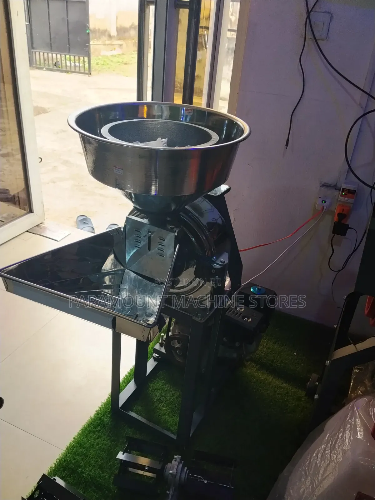 Food Grinding Machine (Grain Grinder)