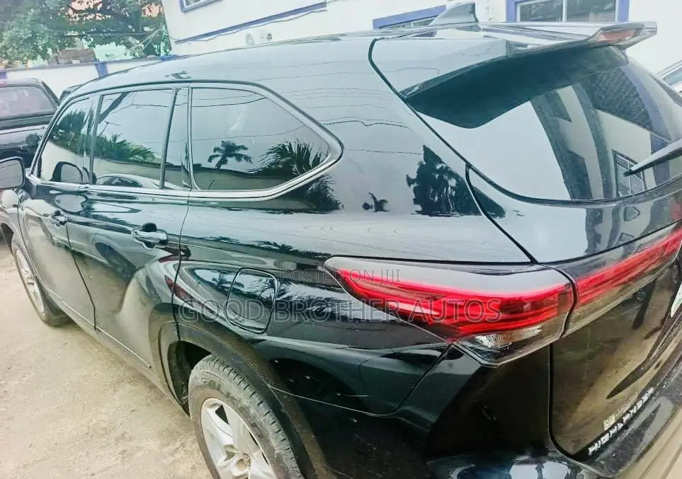 Toyota Highlander 2021 Black