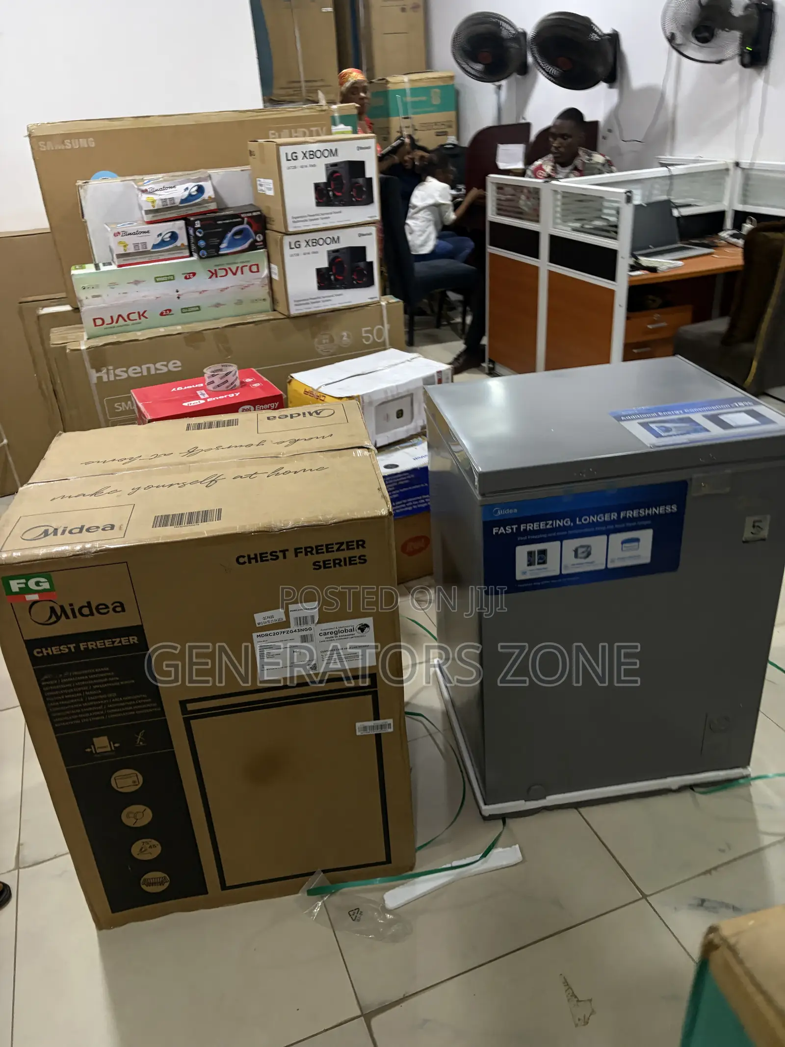 Midea 142L Chest Freezer With 100 Hours Frozen Retention